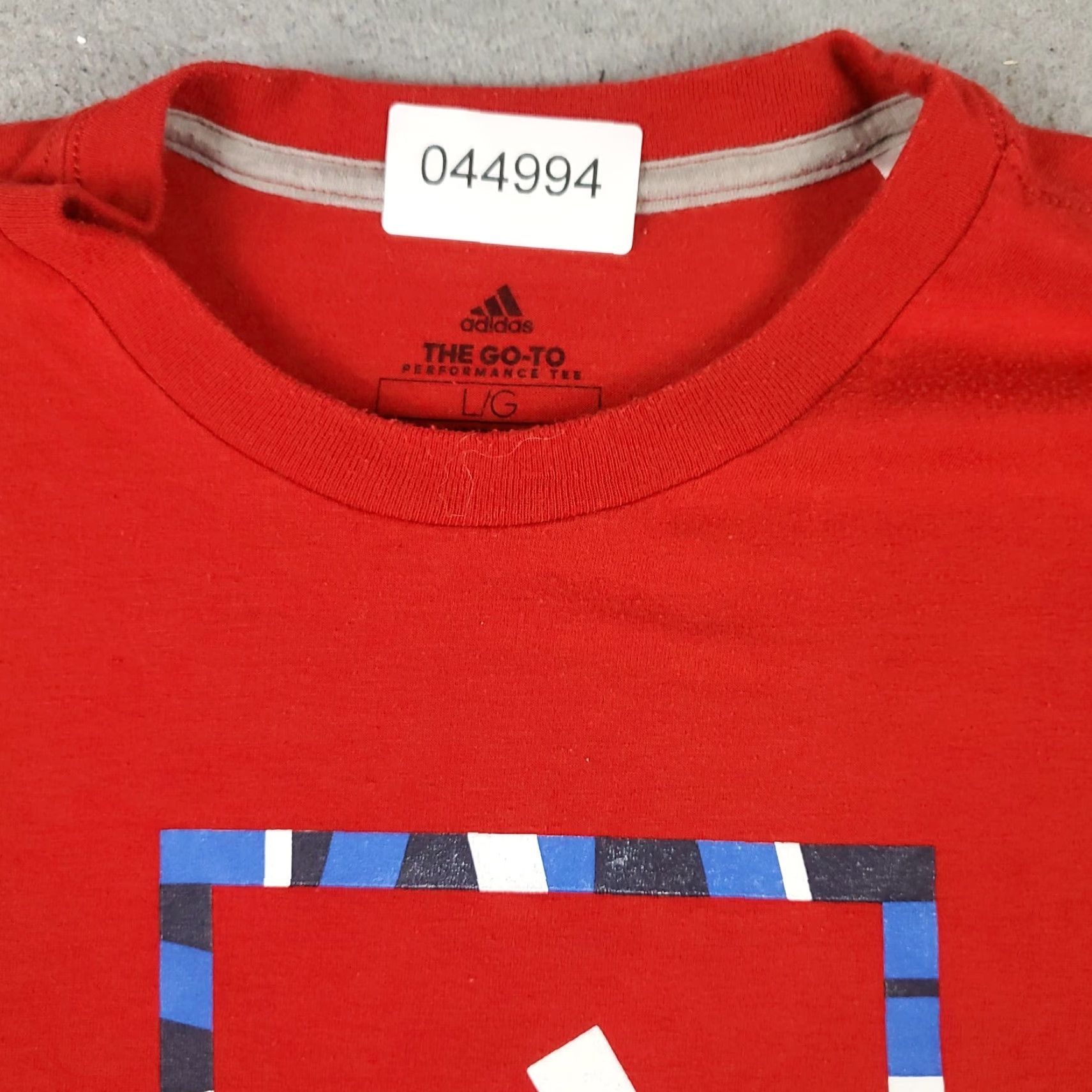 Adidas VINTAGE? No. Adidas T Shirt Mens Large Red Logo Casual Short Sleeve Adult L Red Logo Classic Sports Shirt Mens L Red Adidas Size US L / EU 52-54 / 3 - 3 Thumbnail