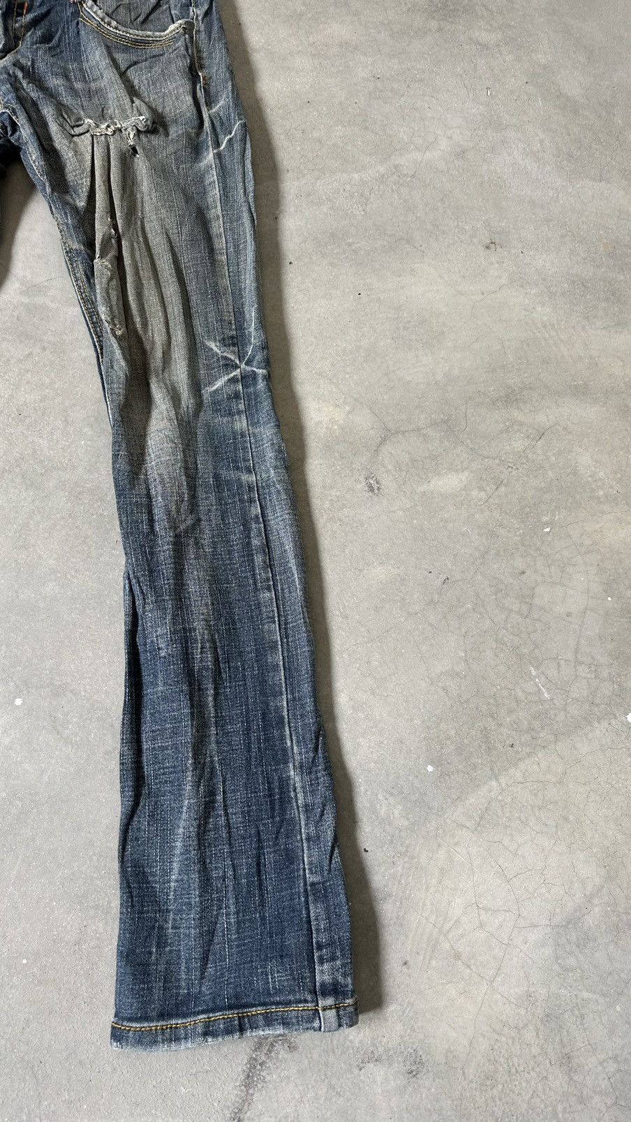 Beauty Beast VINTAGE DISTRESSED DENIM PANT AFFLICTION Size US 30 / EU 46 - 4 Thumbnail