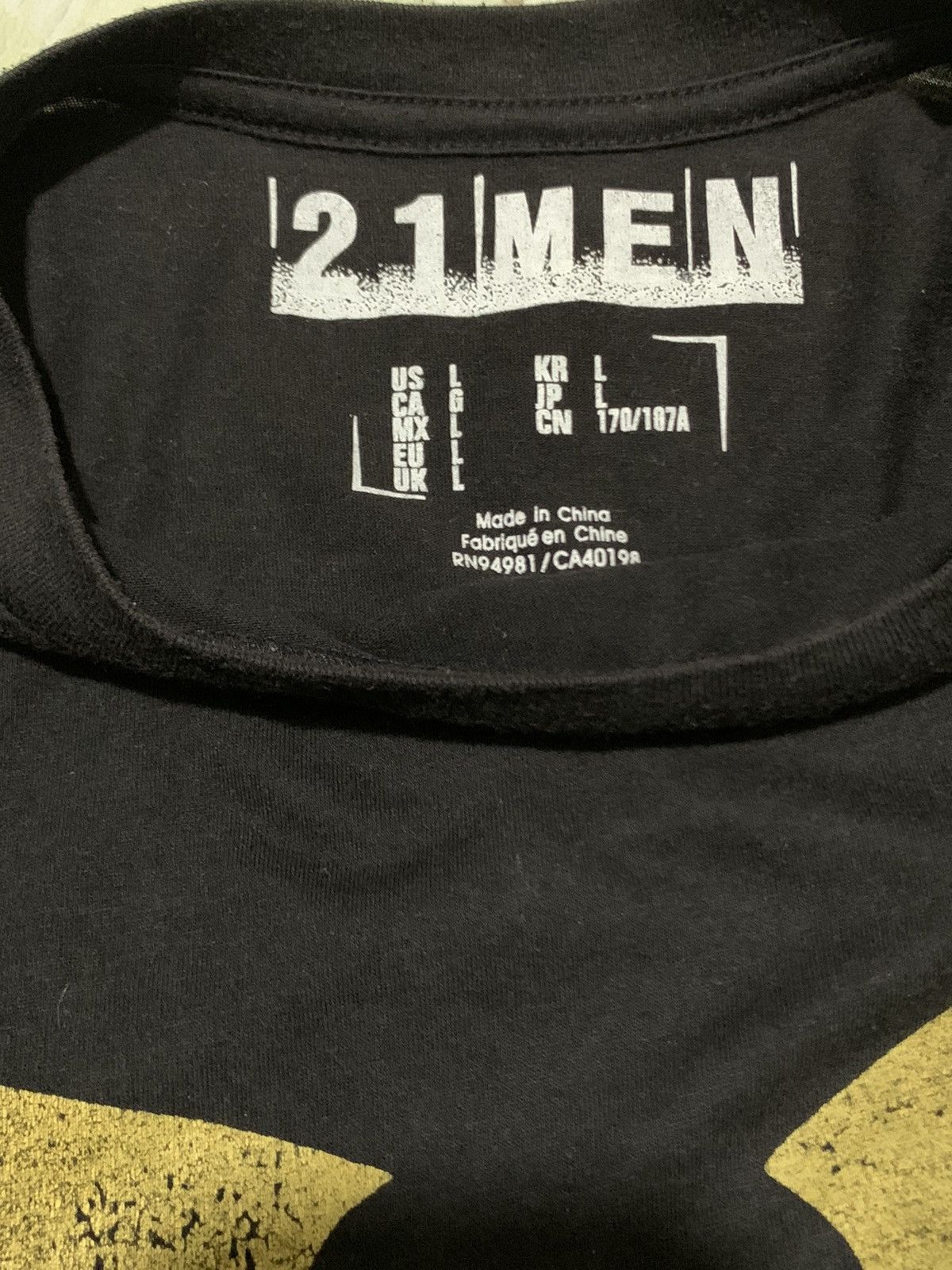 Rap Tees Wu-Tang Clan vintage Y2K big logo Rap T-Shirt Size US L / EU 52-54 / 3 - 11 Thumbnail