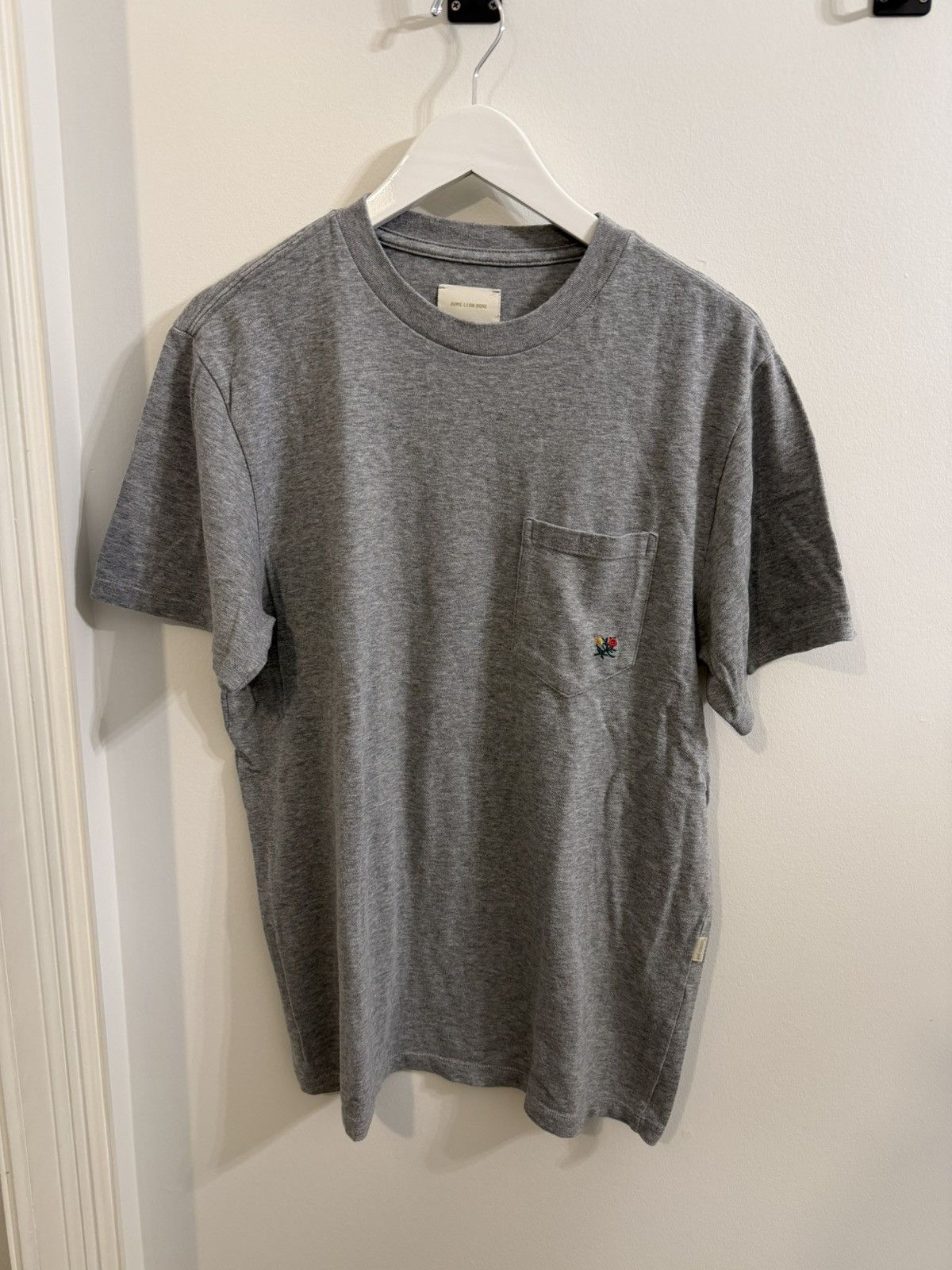 Aime Leon Dore Rose Pocket - Heather Grey Pocket Tee Size US M / EU 48-50 / 2 - 1 Thumbnail