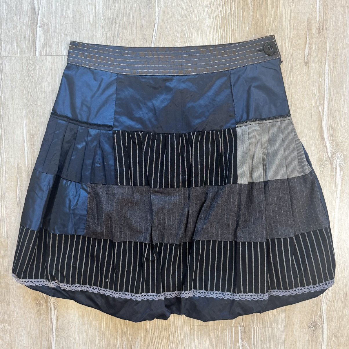 Desigual DESIGUAL women's skirt 61%cotton 38%polyester 1%metalic 38 Size 26" / US 2 / IT 38 - 6 Thumbnail