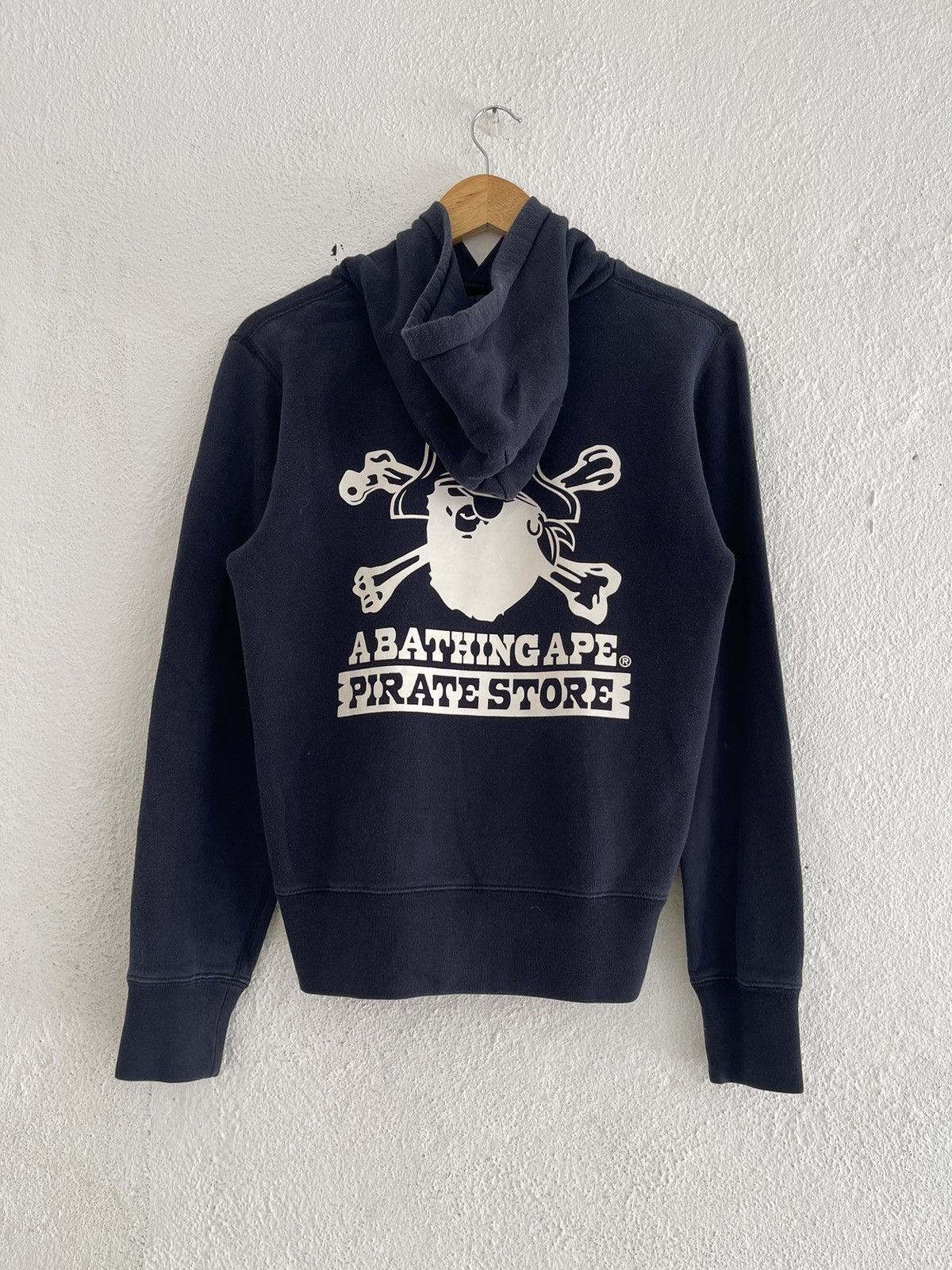 Bape Bape Pirate Store Limited Edition Hoodie Size US S / EU 44-46 / 1 - 1 Thumbnail
