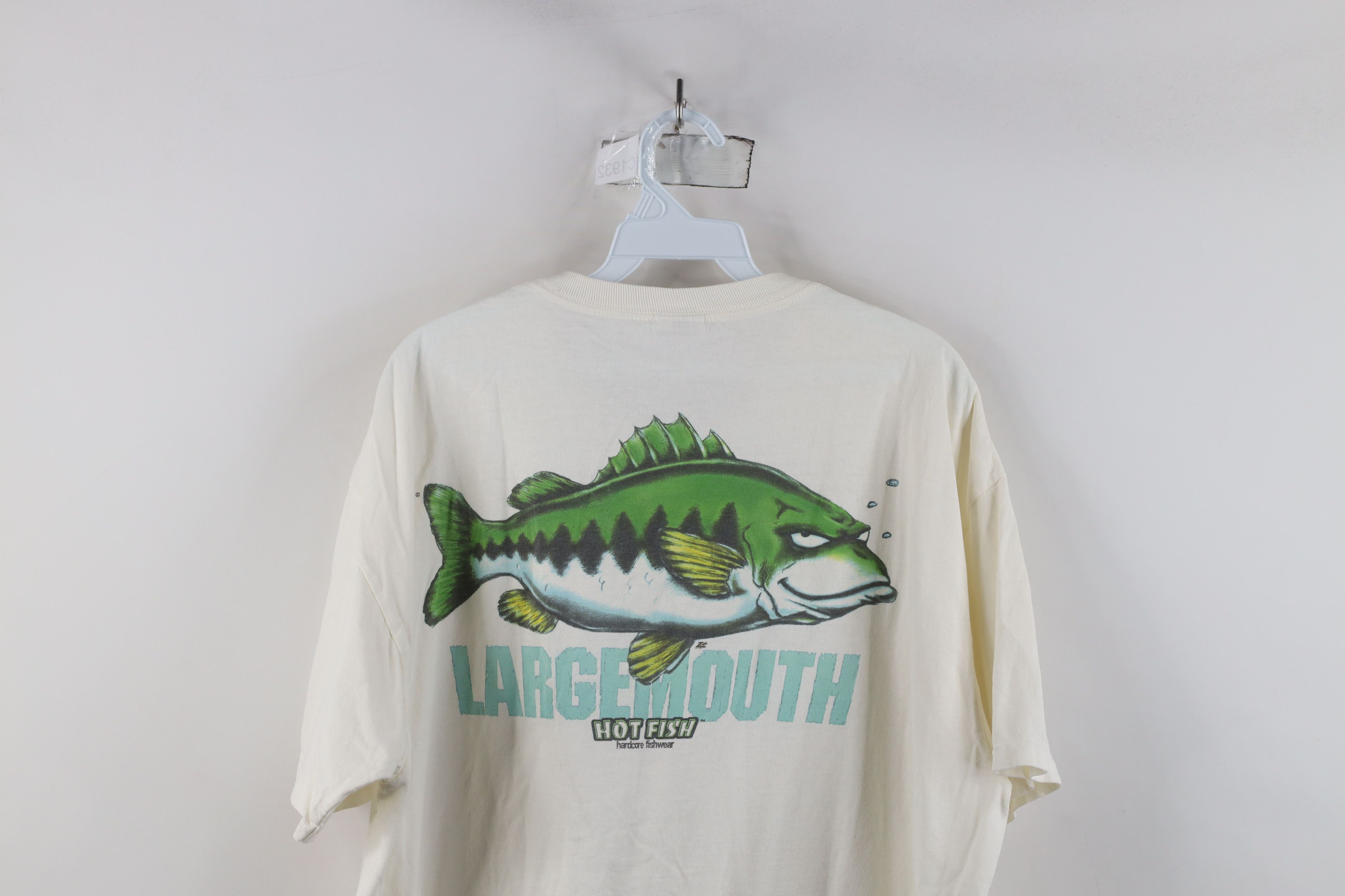 Vintage Vintage 90s Y2K Streetwear Hot Fish Largemouth Bass T-Shirt Size US XL / EU 56 / 4 - 10 Thumbnail