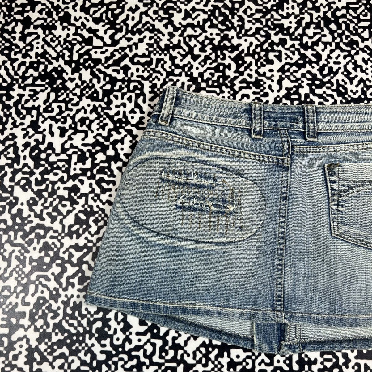 Dolce & Gabbana Vintage 90s D&G Dolce Gabbana Denim Mini Skirt Retro Luxury Size 28" / US 6 / IT 42 - 9 Thumbnail