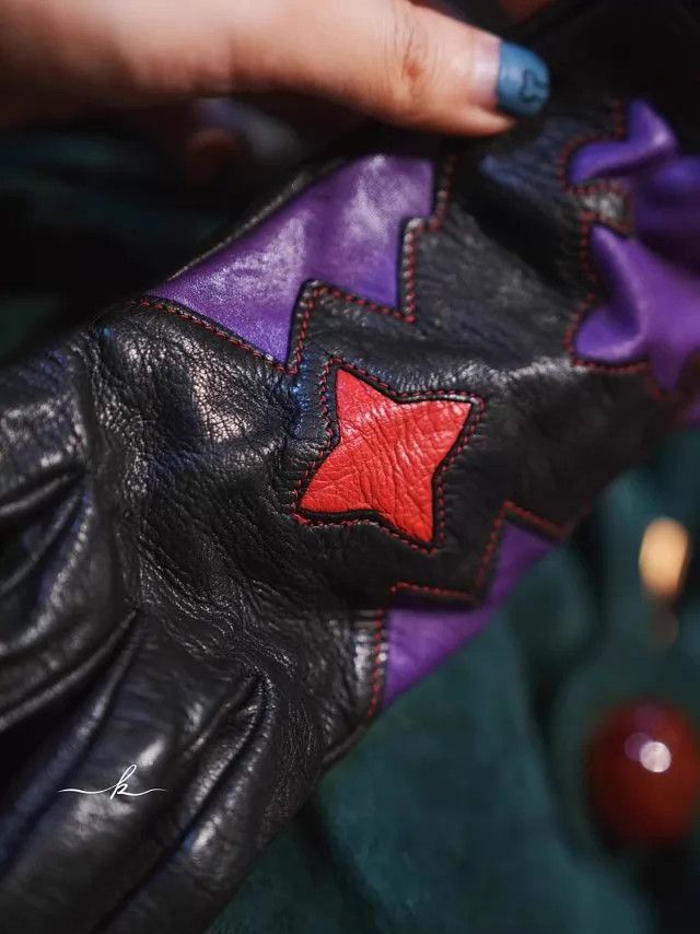 Fendi Fendi Vintage Leather Witch Gloves Women's Size 8 Size ONE SIZE - 2 Thumbnail