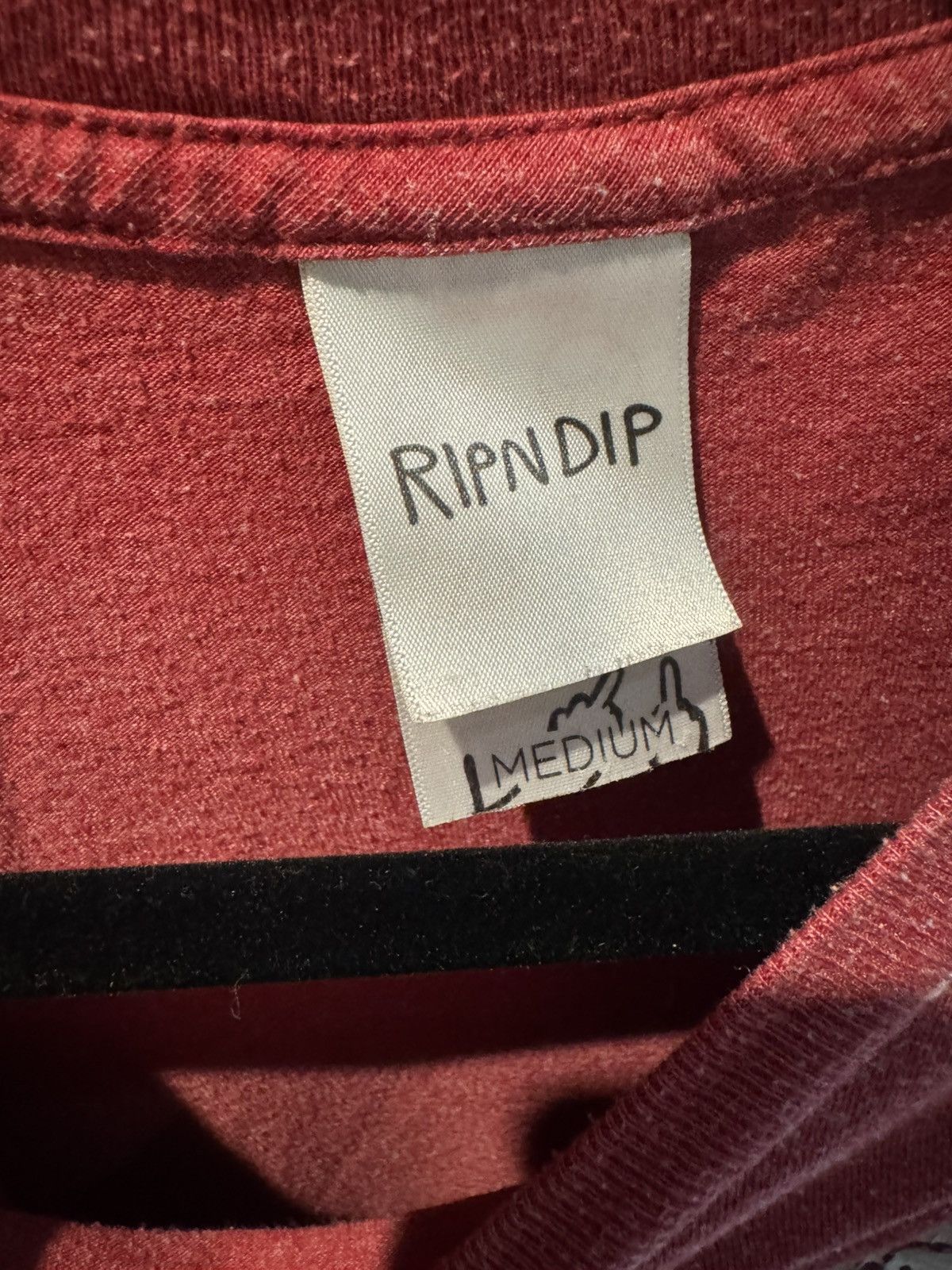RIPNDIP Rip N Dip Nermal Flipping Middle Finger Red Pocket Tee Med Size US M / EU 48-50 / 2 - 4 Thumbnail