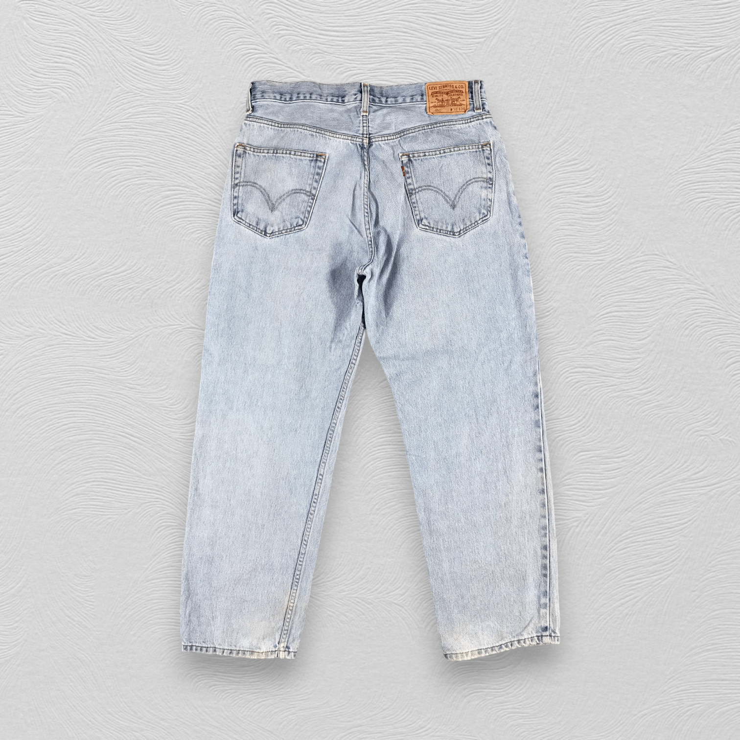 Levi's Vintage Levis 550 Jeans Medium Wash Denim KJ833 Size US 35 - 2 Thumbnail