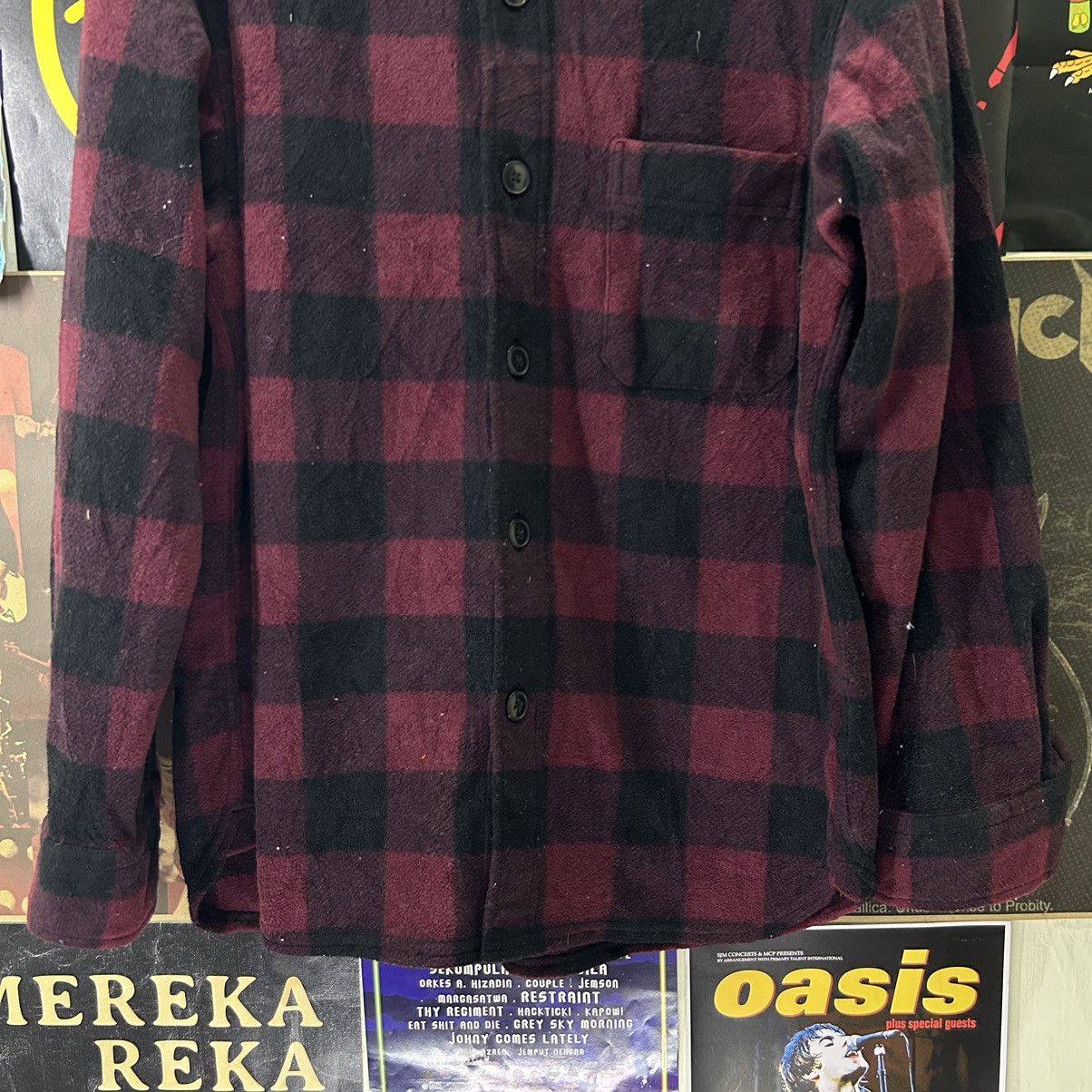 Uniqlo Vintage Uniqlo Checkered Fleece Button Down Shirts Size US M / EU 48-50 / 2 - 3 Thumbnail