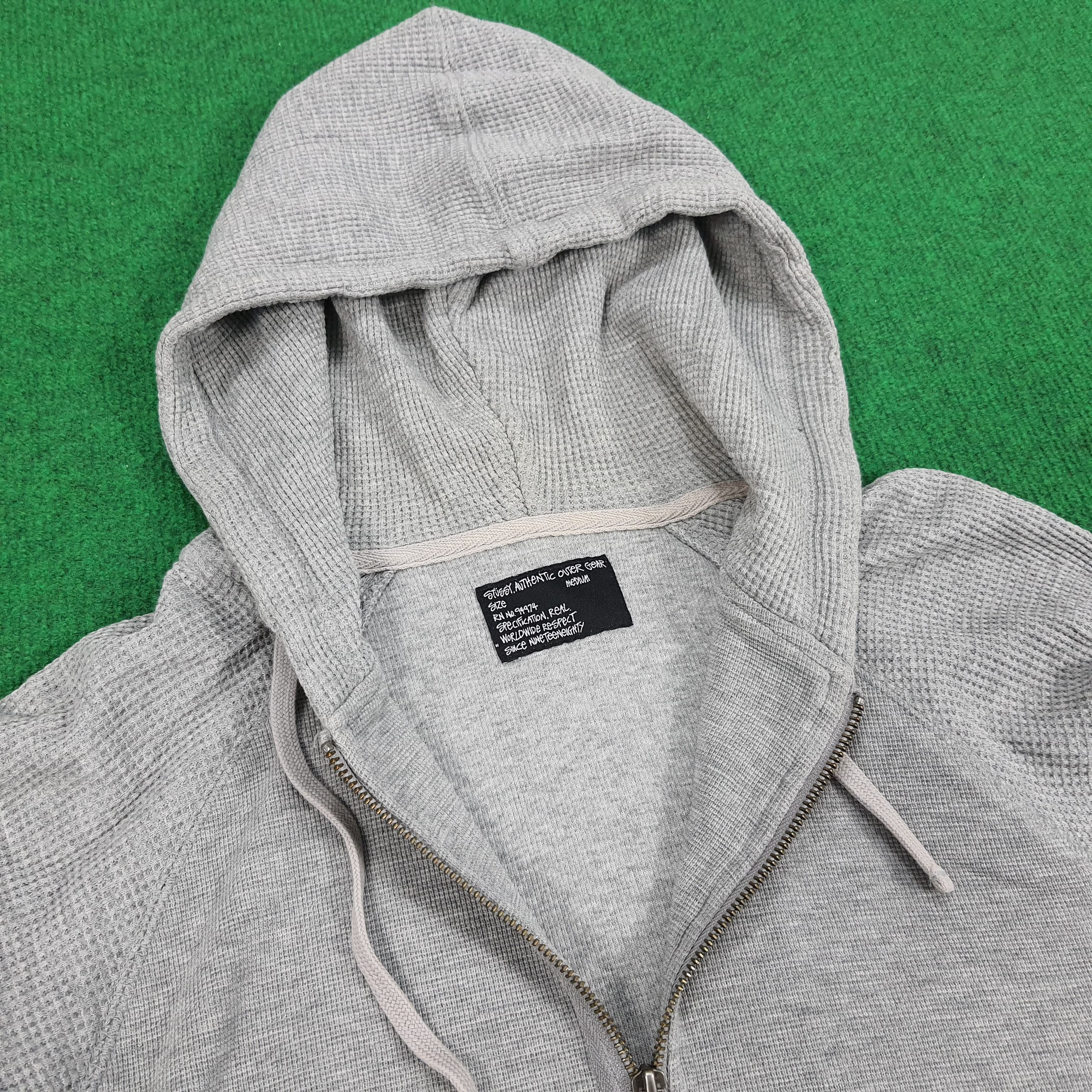 Stussy × Vintage Vintage Stussy Skateboards Custom Logo Zipper Hoodie Size US M / EU 48-50 / 2 - 4 Thumbnail