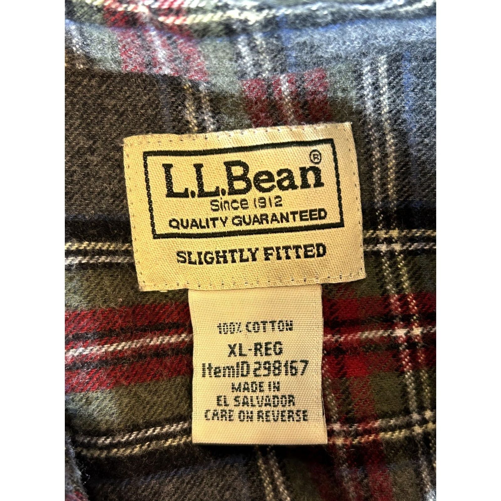 Vintage LL Bean Plaid Flannel Shirt Mens XL Long Sleeve Button-Front Cotton Grea y Pockets Button-Down Collar 100% Cotton Vintage No Size US XL / EU 56 / 4 - 7 Thumbnail