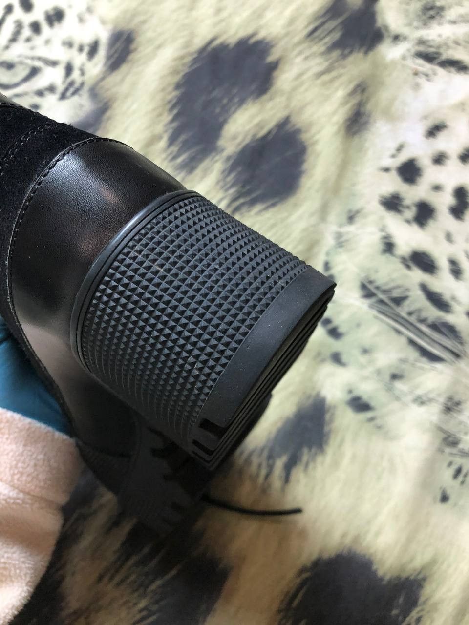 Louis Vuitton Luxury Louis Vuitton Black Platform Boots Size US 8 / IT 38 - 17 Thumbnail