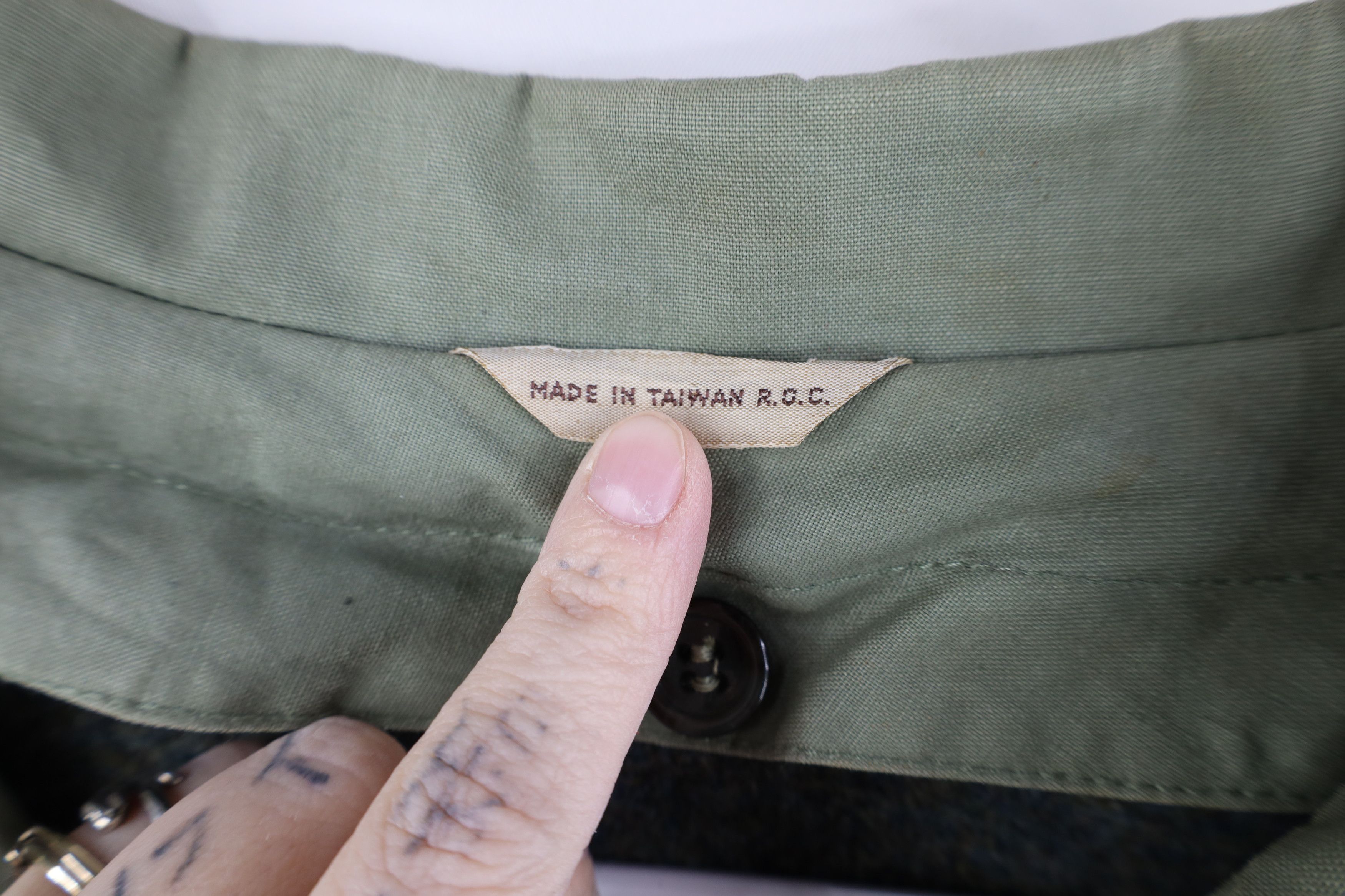 Vintage Vintage 70s Streetwear Wool Lined Belted Trench Coat Green Size L / US 10 / IT 46 - 8 Thumbnail