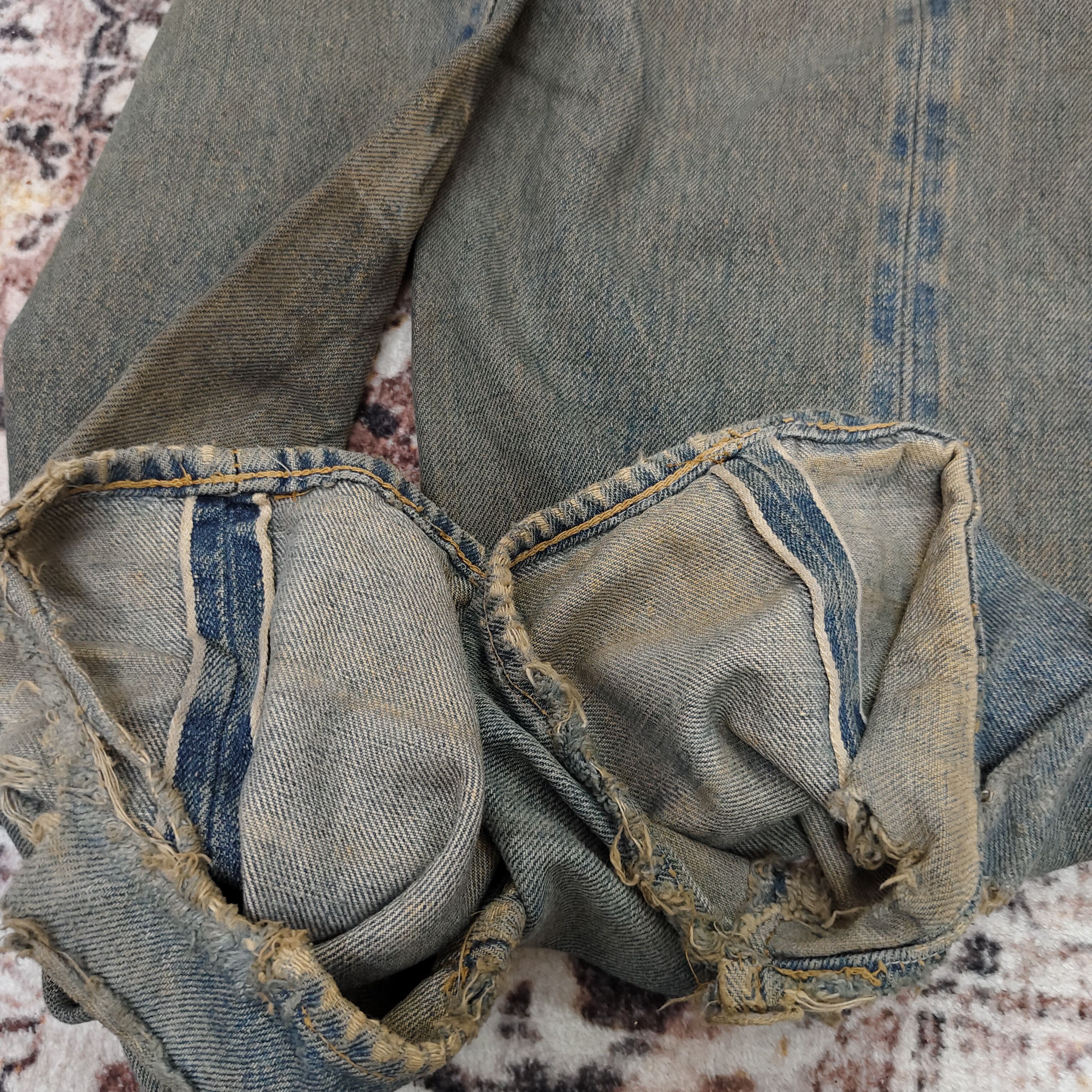 Levi's True Vintage 70s Levi's 501 Selvedge Distressed Ripped Jean Size US 34 / EU 50 - 3 Thumbnail
