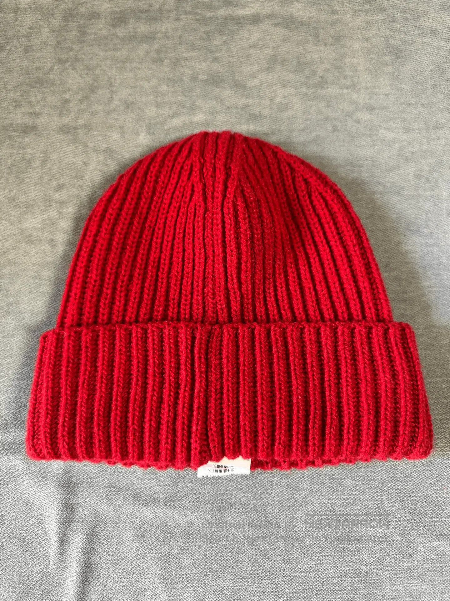 Chanel Chanel 25K Red Beaded Cashmere Beanie. Size ONE SIZE - 3 Thumbnail