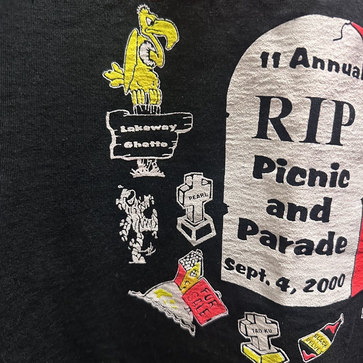 Fruit Of The Loom Vintage Y2K Graveyard Point Labor Day T-Shirt Spooky Size L Size US L / EU 52-54 / 3 - 3 Thumbnail