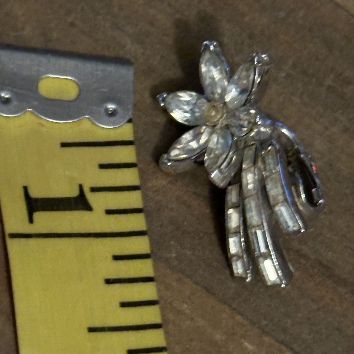 Vintage Vintage Coro clip on rhinestone flower earrings Size ONE SIZE - 3 Thumbnail