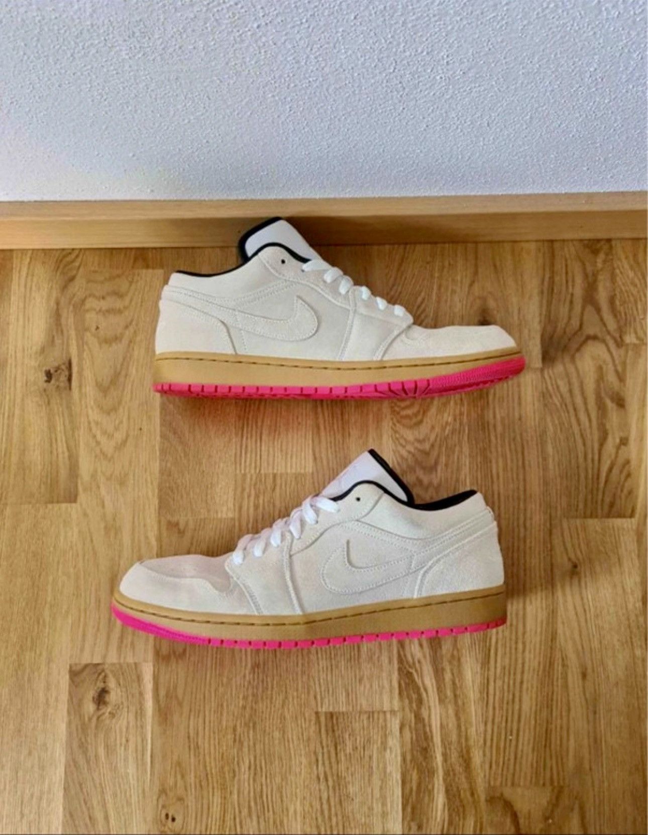 Jordan Brand × Nike Air Jordan 1 Low SE 553558-119 US 11.5 – Worn, No Box Size US 11.5 / EU 44-45 - 1 Thumbnail