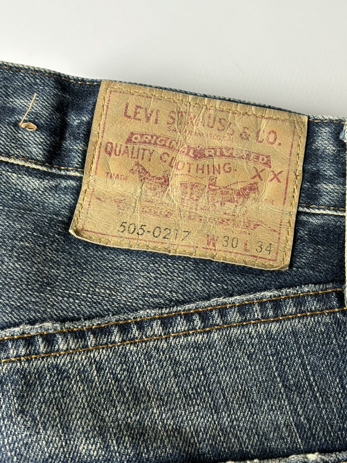 Levi's Vintage Levis 505-0217 Big E Selvedge ripped Jeans size 30 Size US 30 / EU 46 - 4 Thumbnail