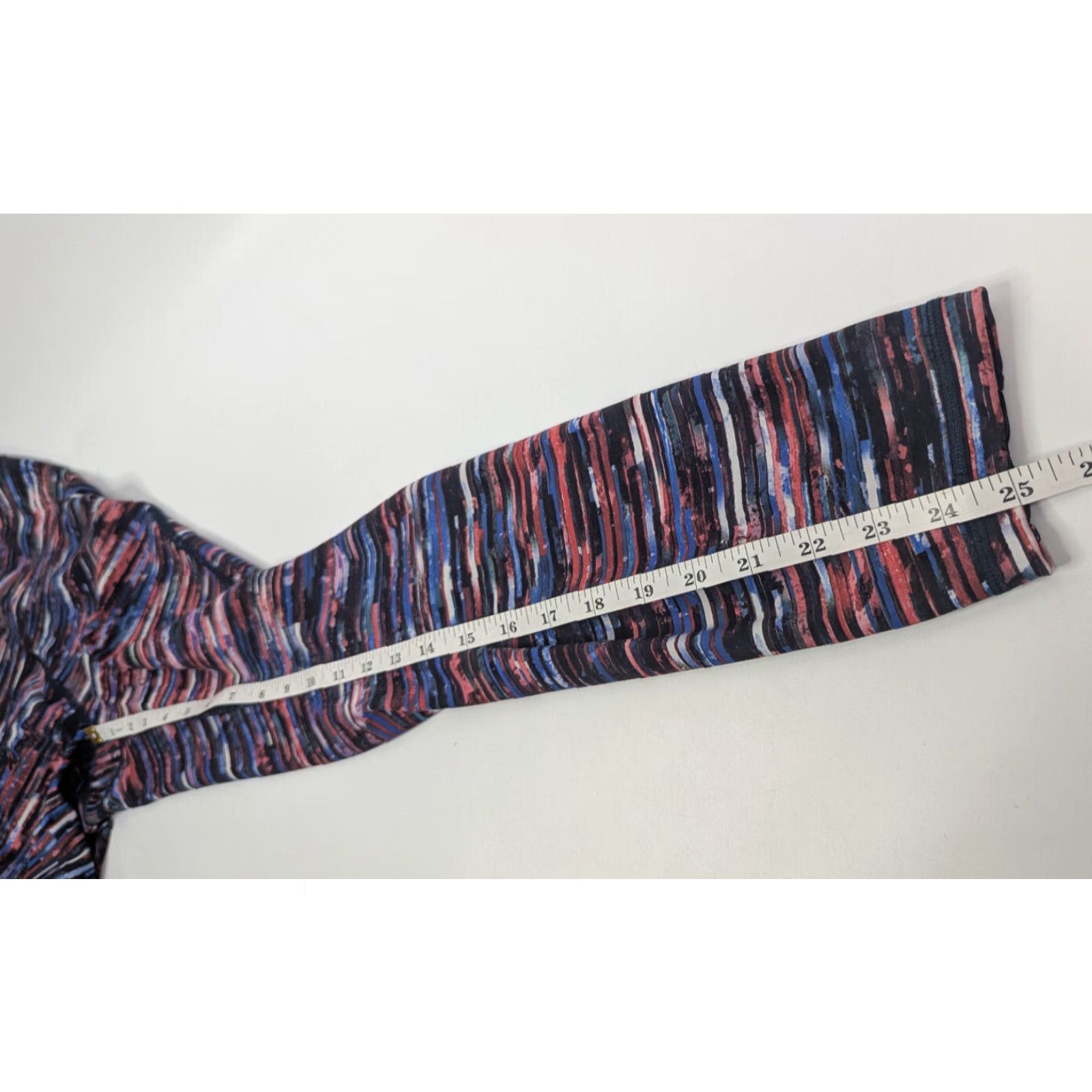 Lululemon Lululemon Train Times 7/8 Pant 25” Hinshu Alpine Multi Size 4 W5AOQS Pant Women Activewear Ankle Multicolor 4 Womens Size 27" / US 4 / IT 40 - 6 Thumbnail