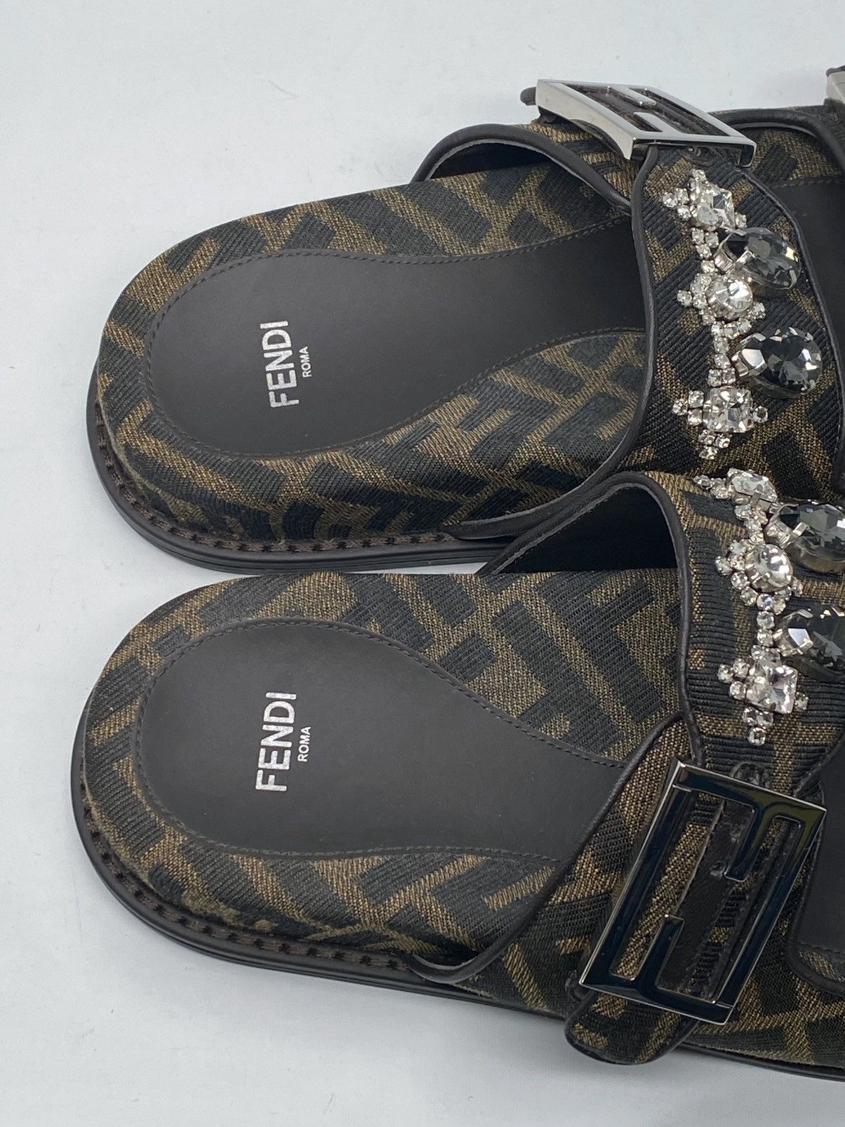 Fendi Fendi Feel Jewel Buckle Slide Sandals size 38 Size US 8 / IT 38 - 7 Thumbnail