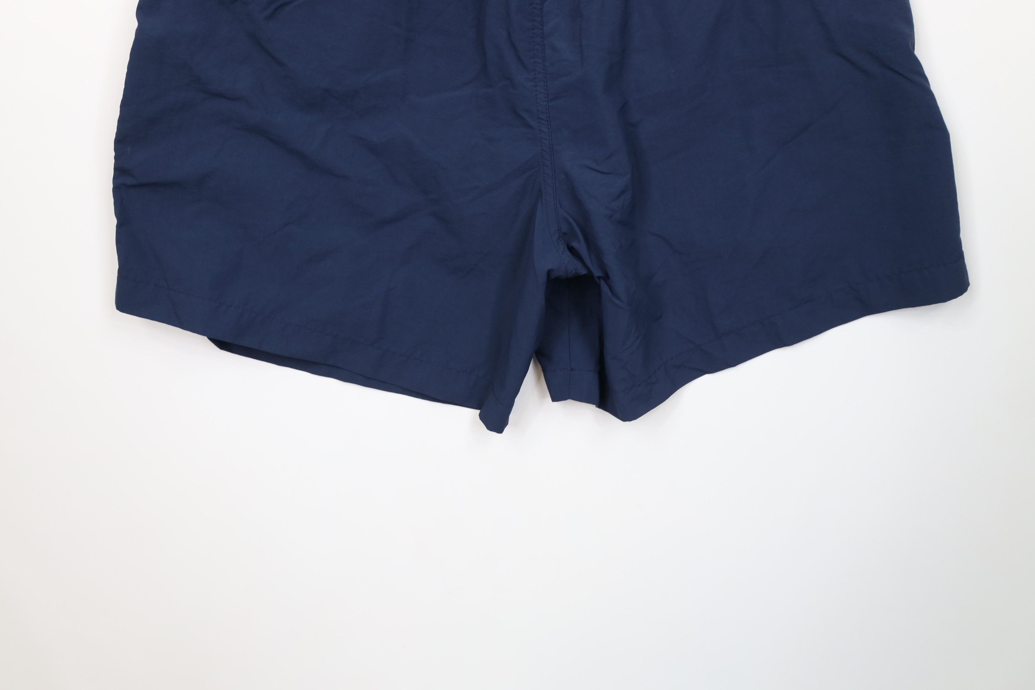 Columbia Vintage Columbia Lined Belted Above Knee Trekking Shorts Size US 34 / EU 50 - 14 Thumbnail