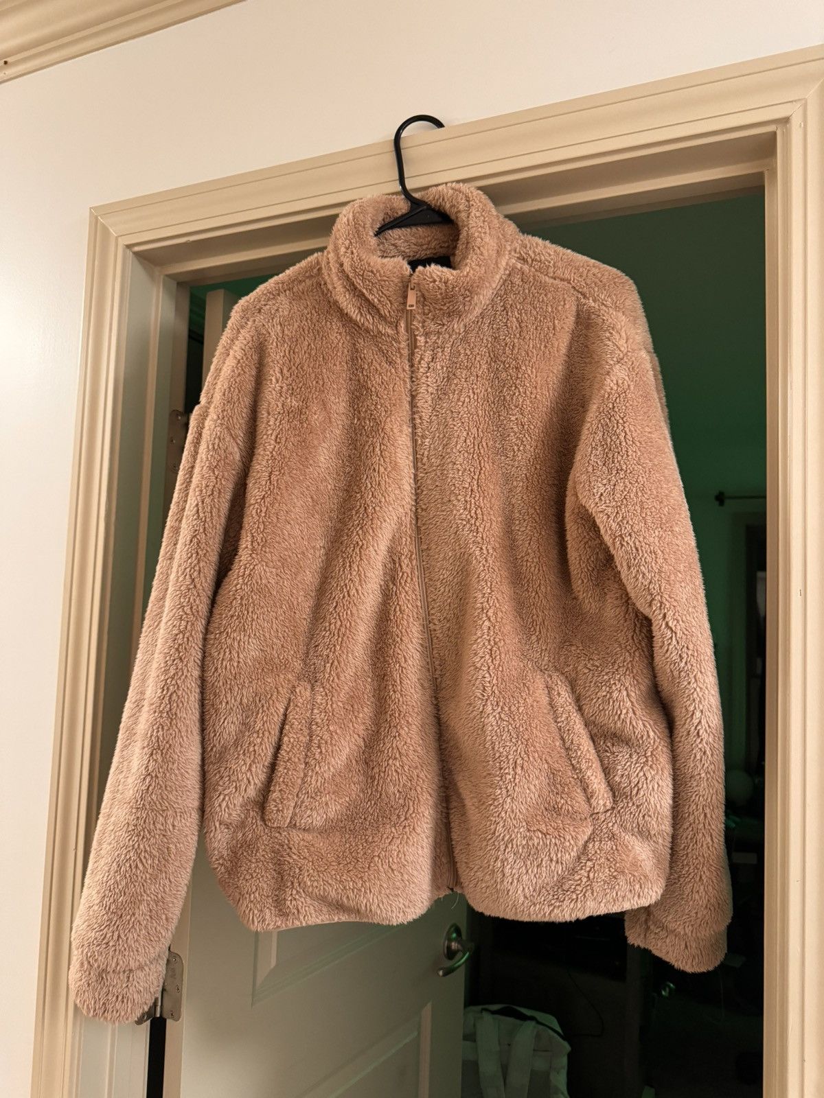 Forever 21 Dusty Pink Light Fur Zip Up Coat Jacket Size US M / EU 48-50 / 2 - 1 Thumbnail