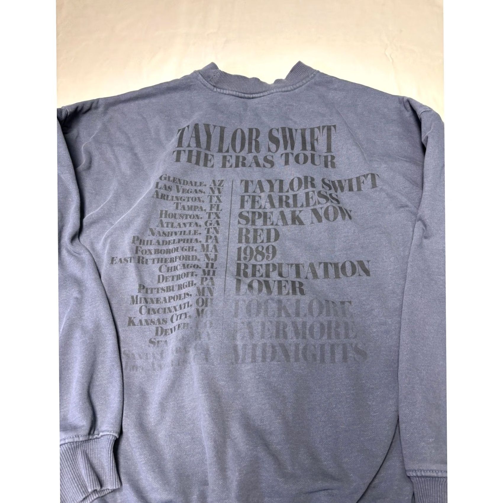 Vintage Taylor Swift The Eras Tour Blue Crewneck Sweatshirt S Womens Merch Concert 2023 Size S / US 4 / IT 40 - 6 Thumbnail