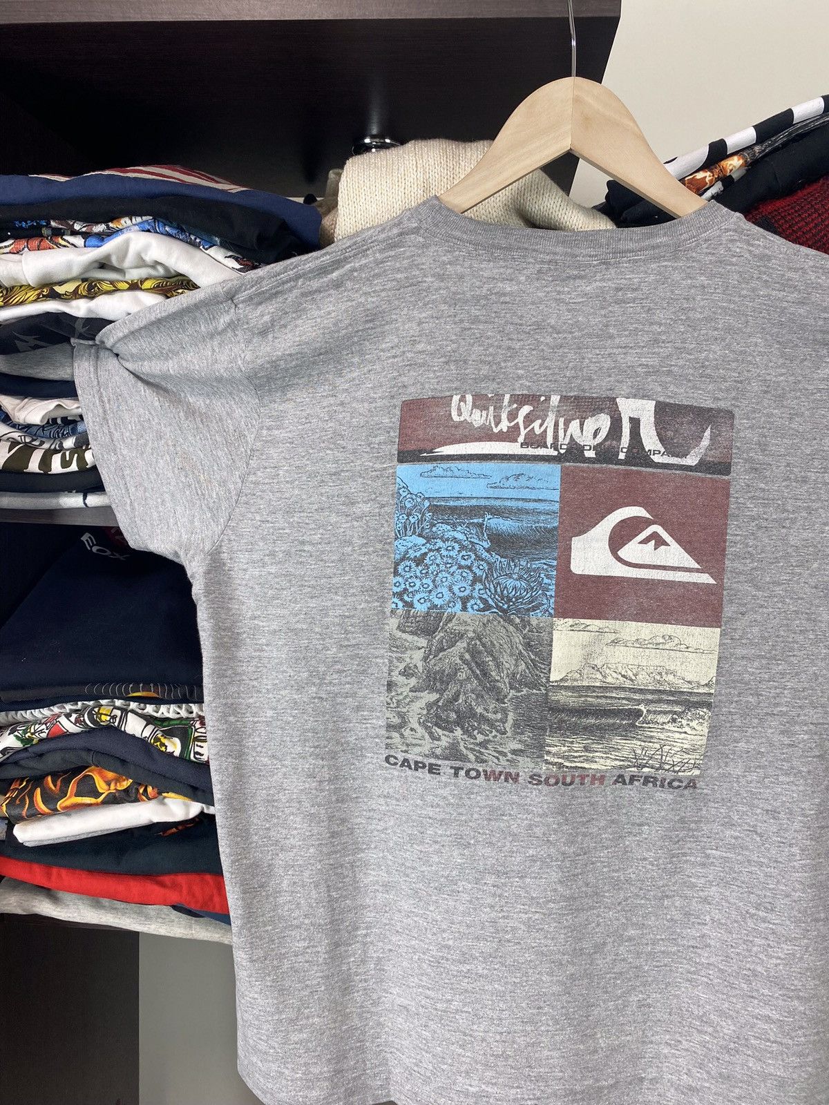 Quiksilver Vintage Quiksilver Big Logo TEE Size US L / EU 52-54 / 3 - 8 Thumbnail