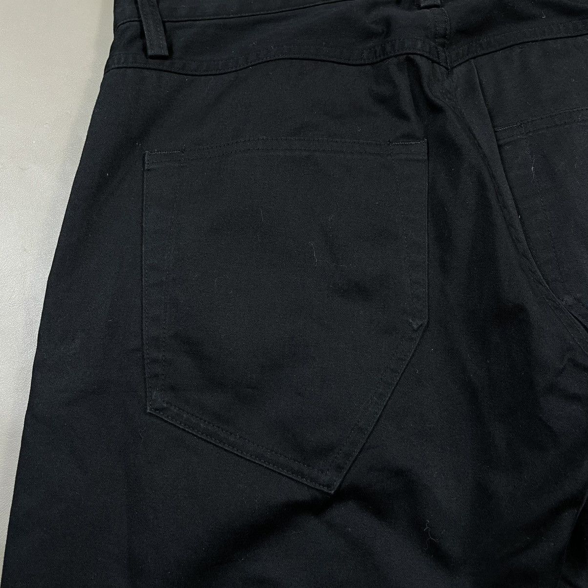 Yohji Yamamoto Y’s YOHJI YAMAMOTO BLACK STRAIGHT CUT PANTS Size US 30 / EU 46 - 7 Thumbnail