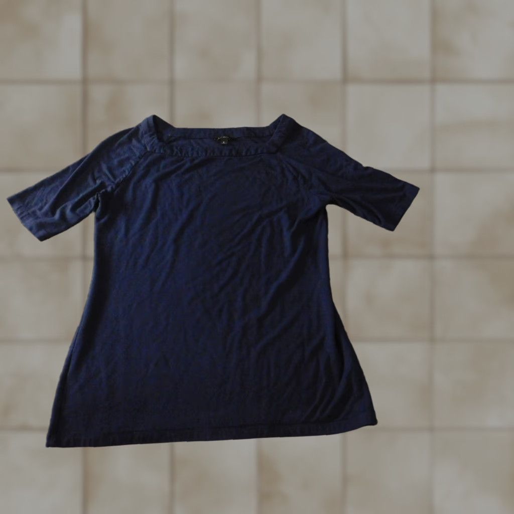 Talbots Talbots Womens Blouse S Blue Crew Neck Short Sleeve Solid Rayon Spandex Pullover Casual Classic Buttondetails Women Shirt Size S / US 4 / IT 40 - 1 Thumbnail