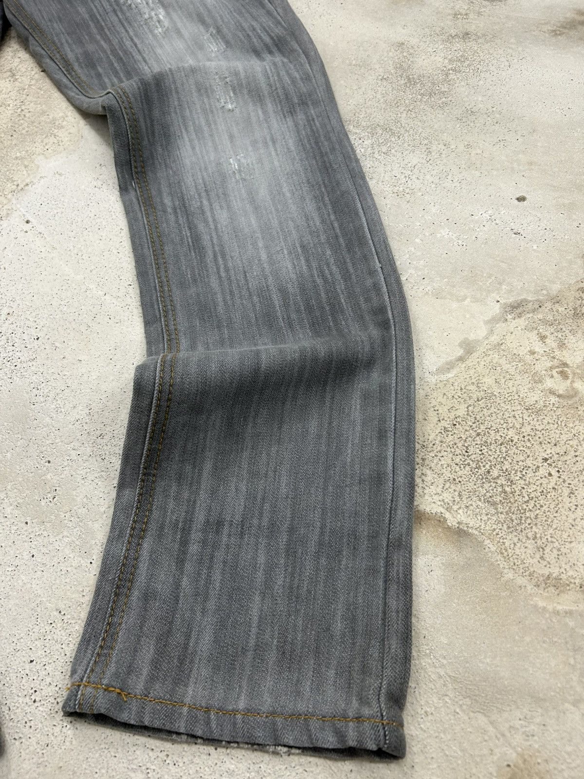 20471120 × Hysteric Glamour × Japanese Brand Industrial Revolution Grey Washed Distressed Studded Button Size US 32 / EU 48 - 4 Thumbnail