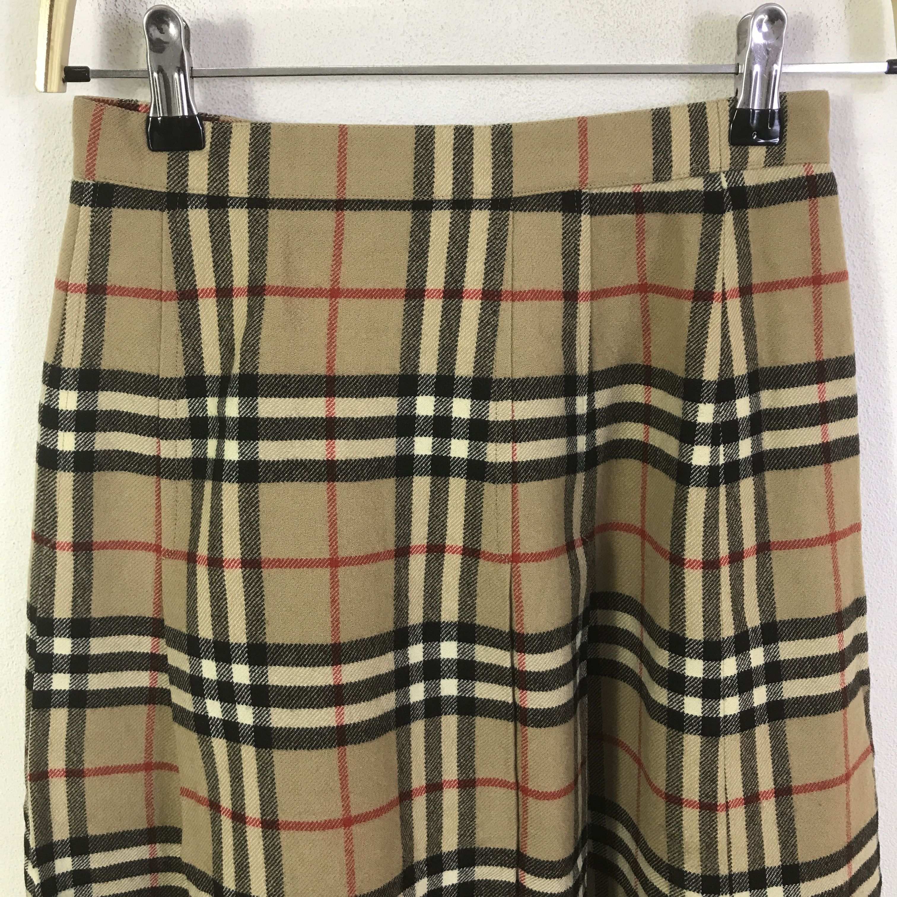 Burberry burberry long skirt K130B19 Size 22" - 2 Thumbnail