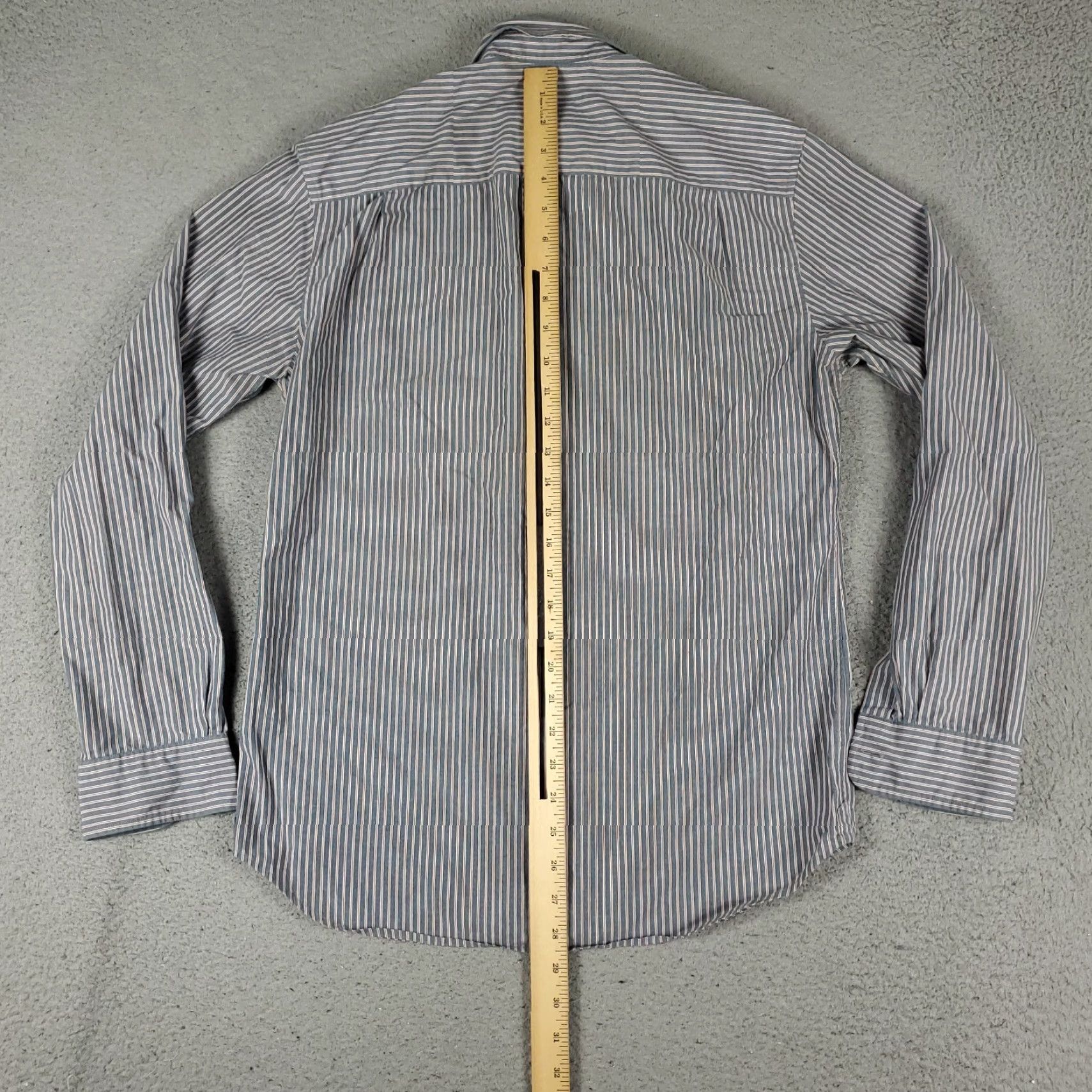 Club Monaco VINTAGE CLUB MONACO Shirt Mens Size Small Blue Striped Button-Up Long Sleeve, Regular Fit, 100% Cotton, Men’s Classic Casual Subtle Pockets Size US S / EU 44-46 / 1 - 5 Thumbnail