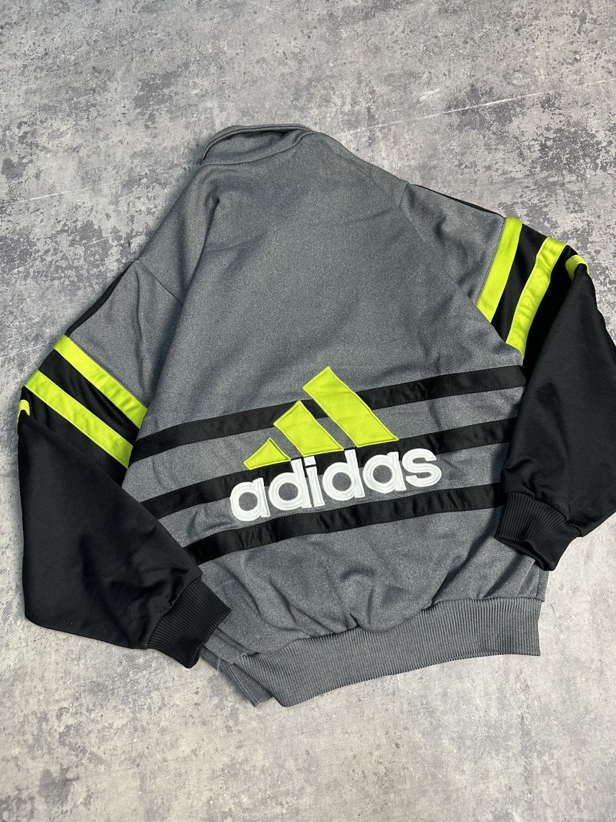 Adidas Adidas Vintage Zip-hoodie Japanese Rare Size US M / EU 48-50 / 2 - 2 Thumbnail