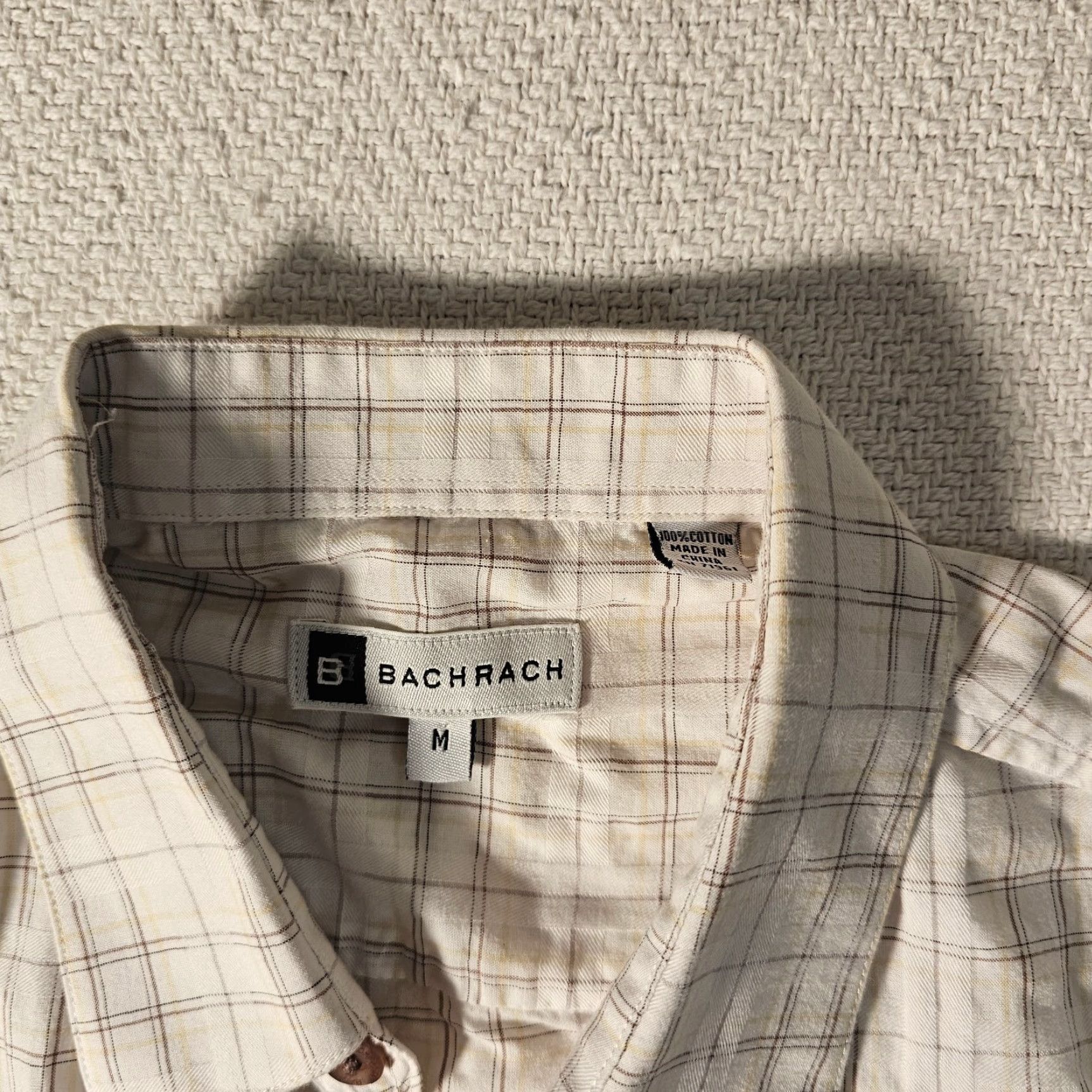 Vintage Bachrach Mens Short Sleeve Button Down Casual Shirt Size Medium White Checks Size US M / EU 48-50 / 2 - 2 Thumbnail