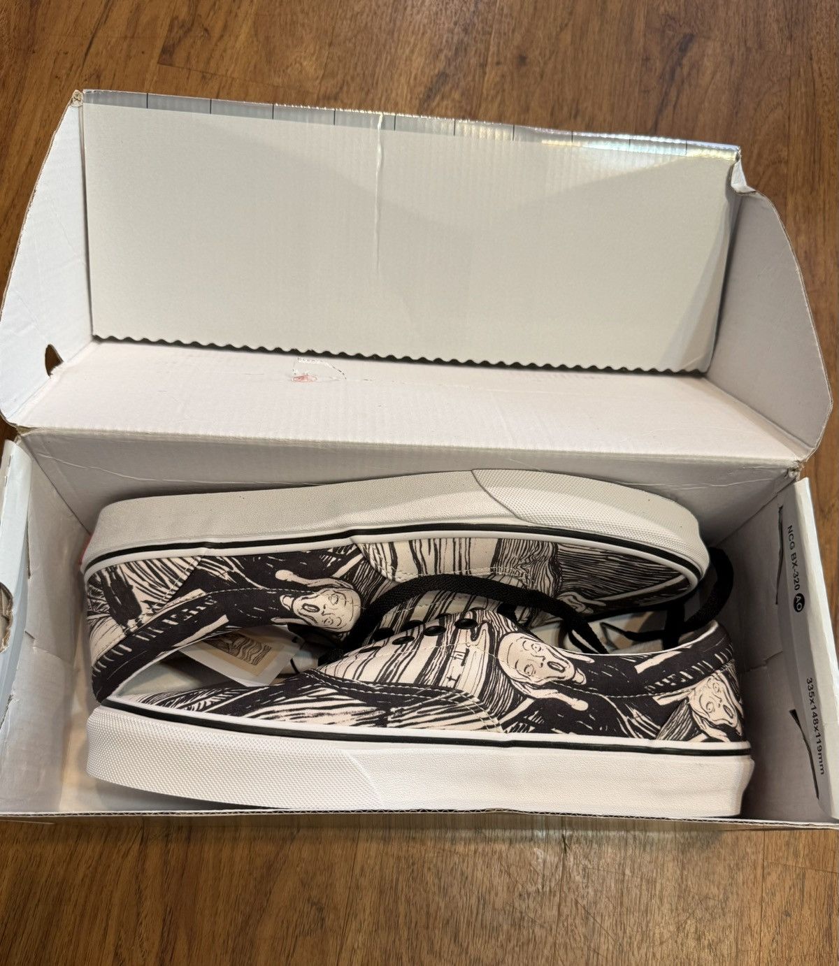 Vans Vans x MOMA Art Scream Edvard Munch Era Men's 10 Skate Size US 10 / EU 43 - 2 Thumbnail