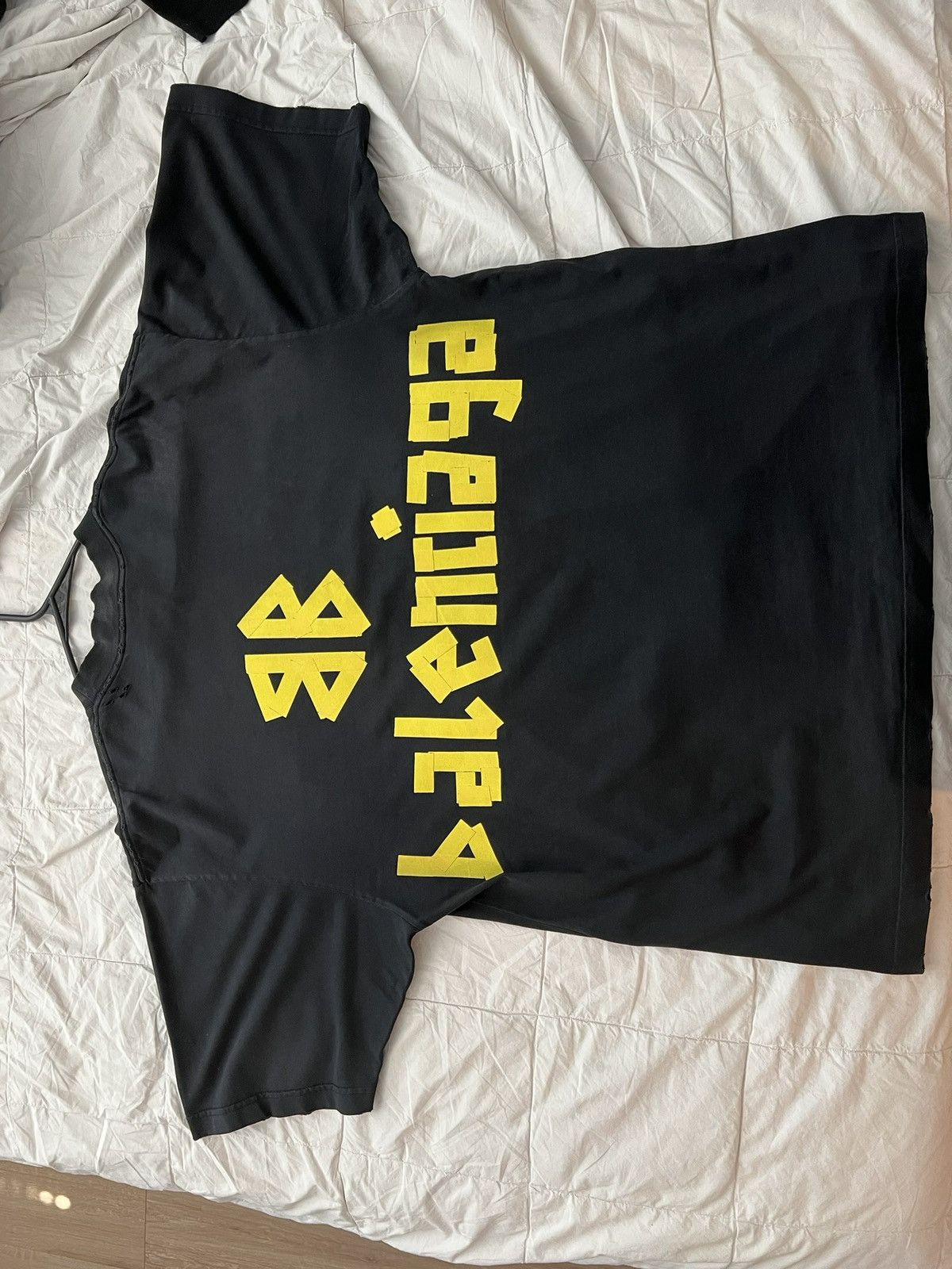 Balenciaga Balenciaga Masking Tape Logo T shirt Size US XL / EU 56 / 4 - 2 Thumbnail