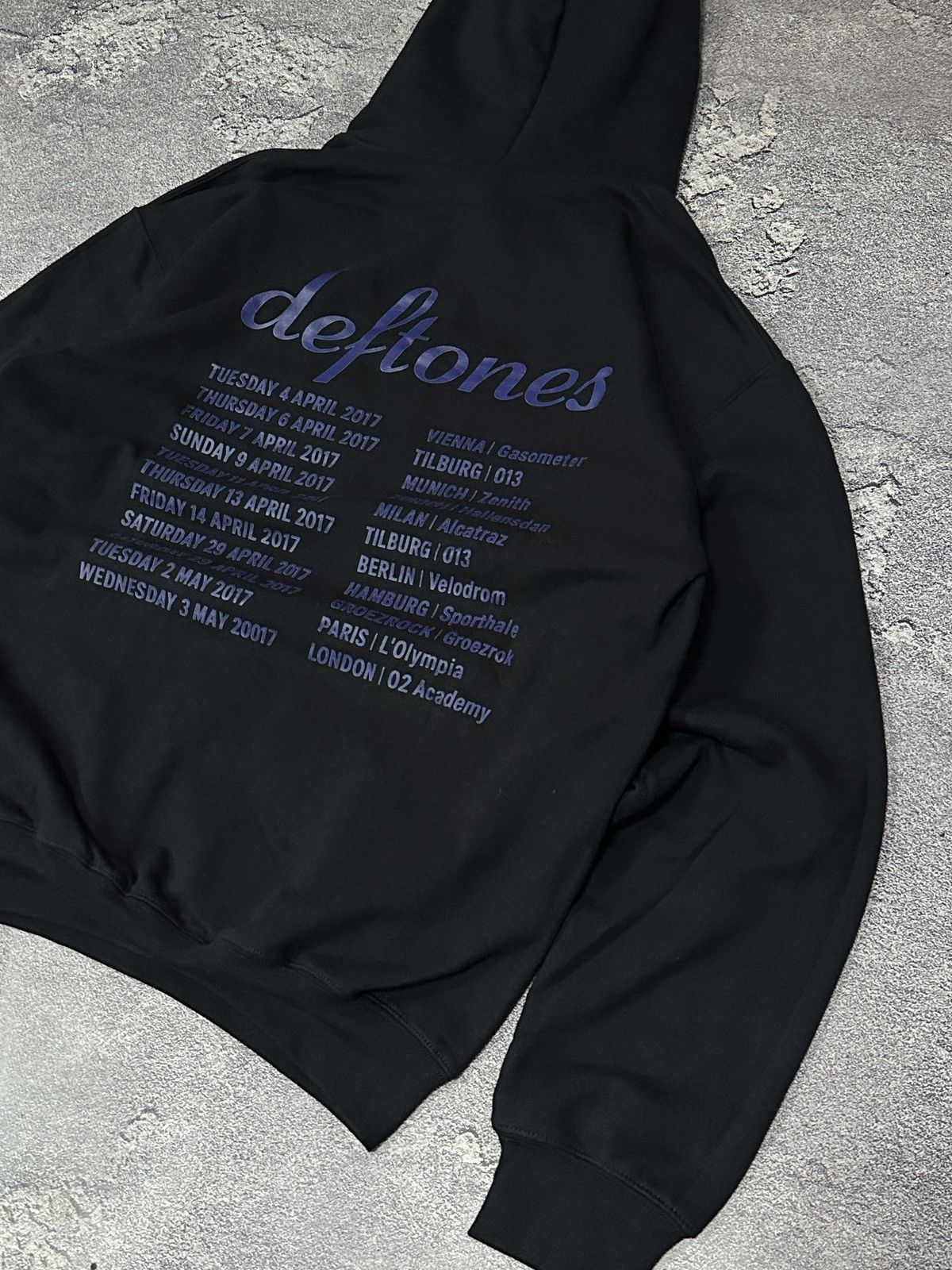 Band Tees Deftones 2017 Around the Fur Cat Unisex Black Hoodie Rock Size US M / EU 48-50 / 2 - 9 Thumbnail