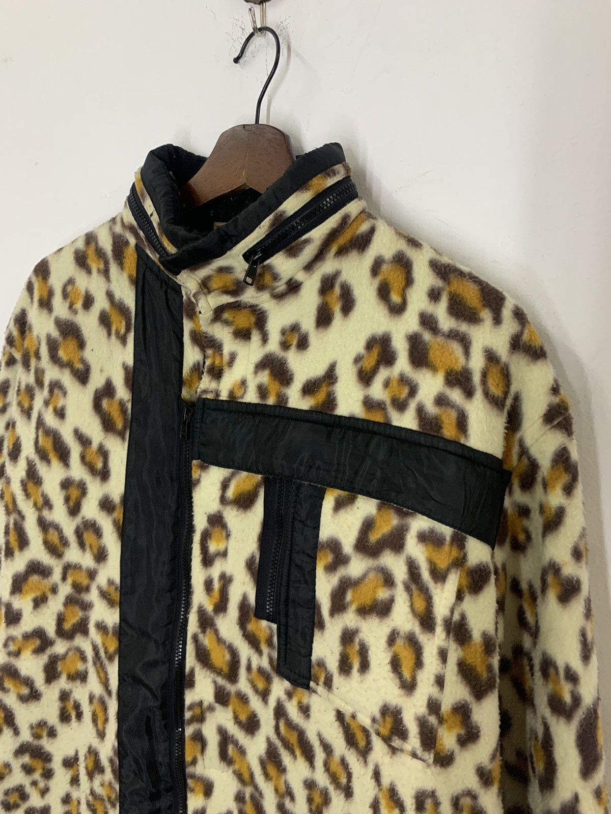 Beauty Beast Vintage MILKBOY Cyberpunk Leopard Fleece Jacket Size US L / EU 52-54 / 3 - 4 Thumbnail