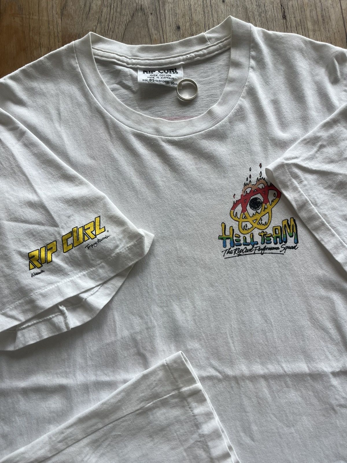 Rip Curl × Vintage Vintage RIP CURL HELL TEAM Killer Surf Hits Bells Beach 90’s Size US M / EU 48-50 / 2 - 7 Thumbnail