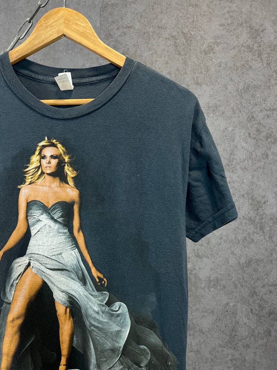 Band Tees Carrie Underwood band unisex tour tee Size US S / EU 44-46 / 1 - 3 Thumbnail