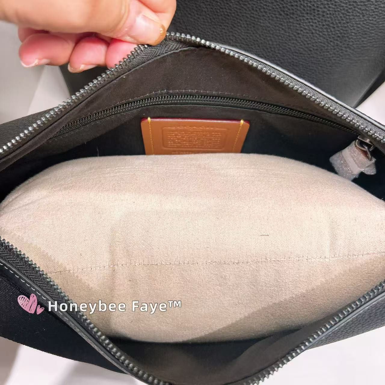 Coach NWT Coach Finn Crossbody Bag CAJ70 Size ONE SIZE - 3 Thumbnail