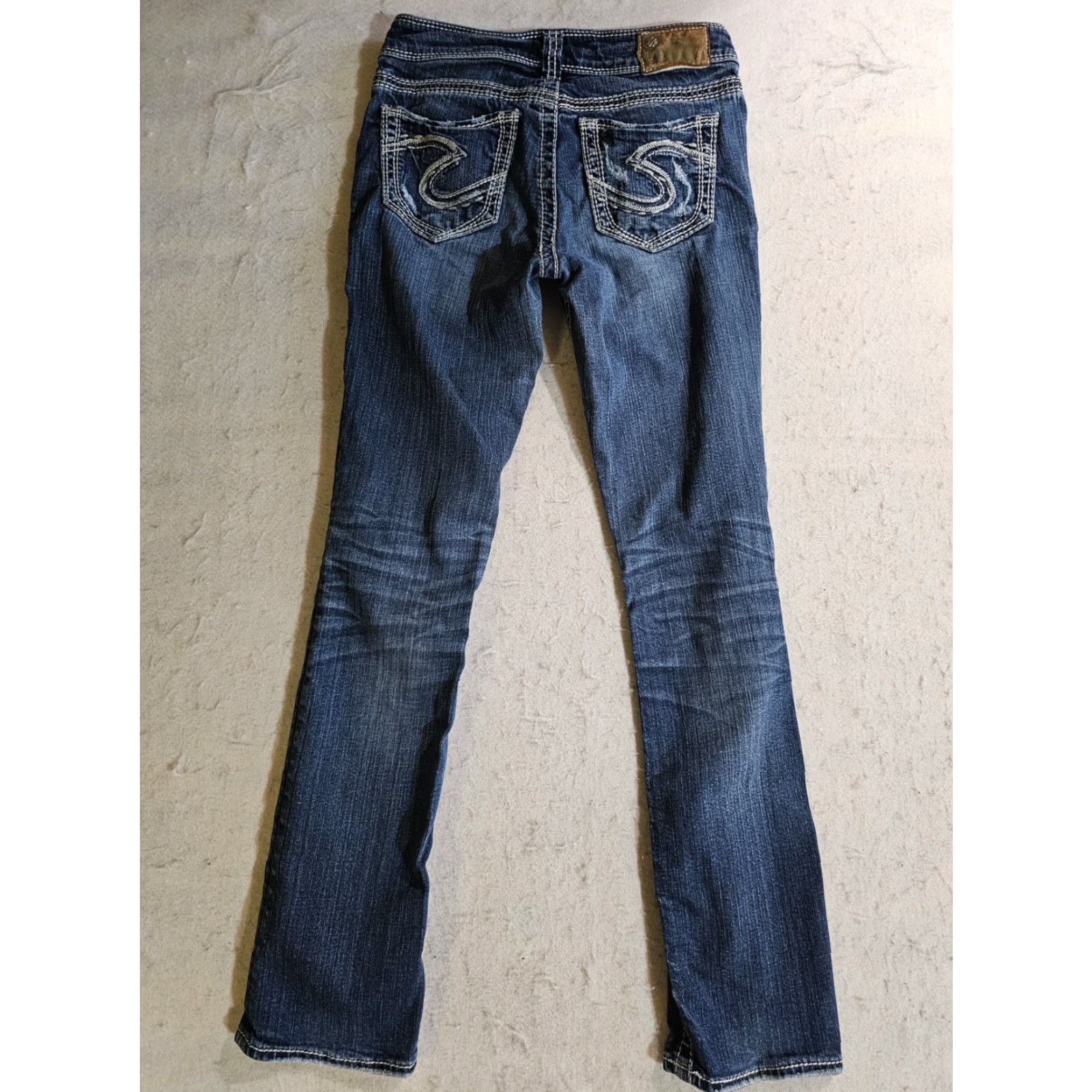 Silver Jeans Co. Silver Jeans Signature Suki Straight Fit Medium Wash Denim Jeans Women's W27 L32 Jeans Body: Blue Size 27" / US 4 / IT 40 - 7 Thumbnail