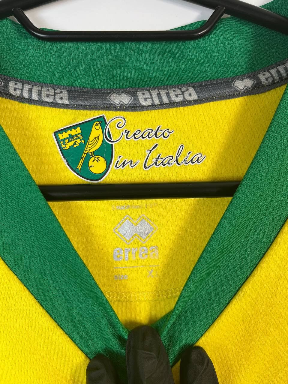 Errea NORWICH CITY 2012 2013 HOME SHIRT JERSEY ERREA AVIVA SIZE XL Size US XL / EU 56 / 4 - 3 Thumbnail