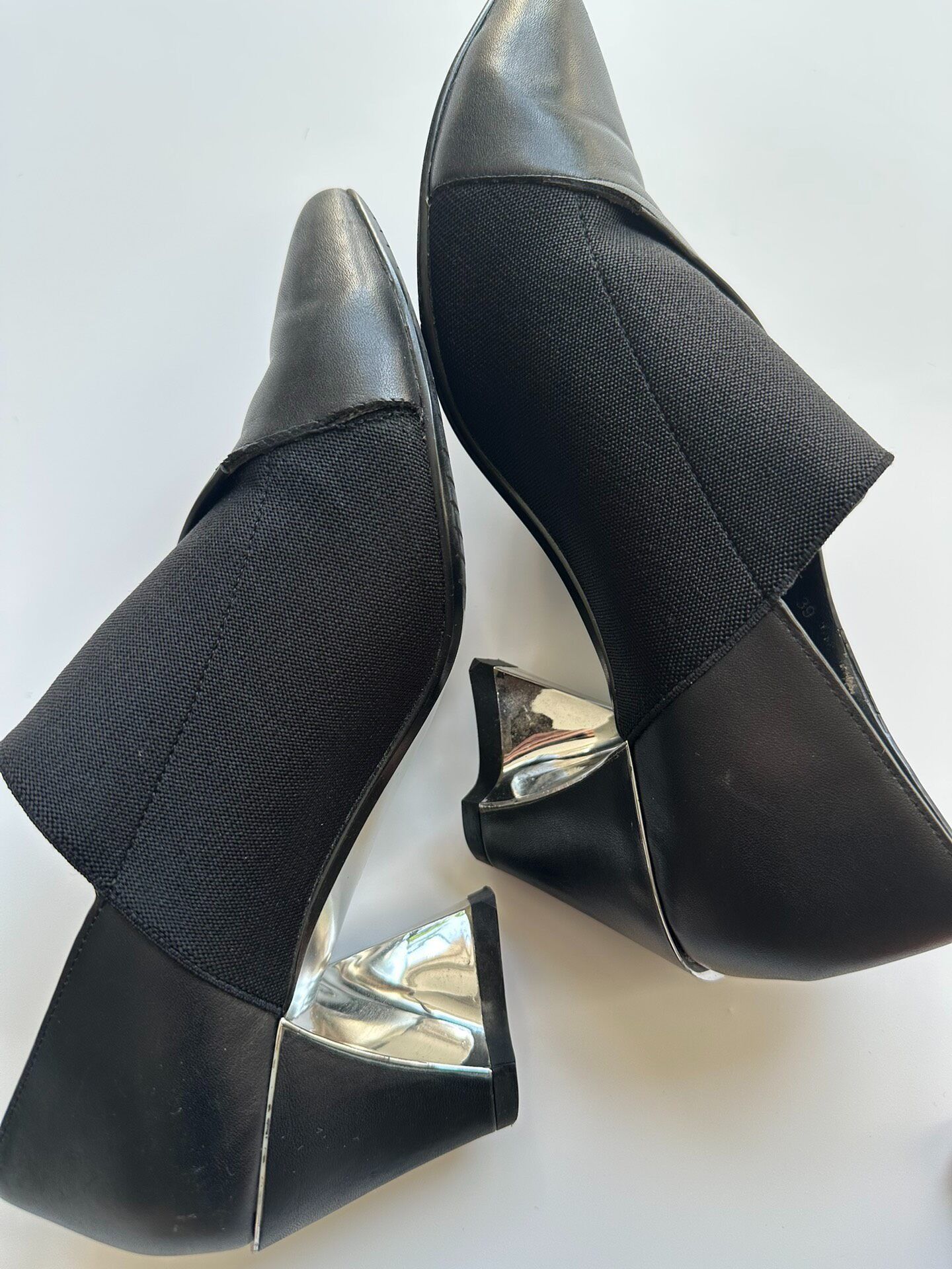 Issey Miyake ISSEY MIYAKE Pointed high heels| Size US 8.5 / IT 38.5 - 5 Thumbnail