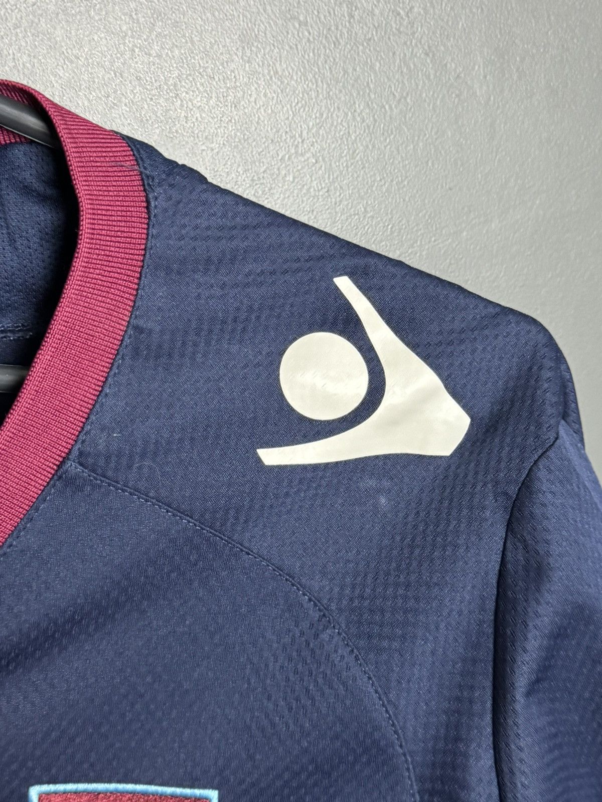 Macron West Ham United 12/13 Away Football Long Sleeve Jersey Size US XL / EU 56 / 4 - 3 Thumbnail