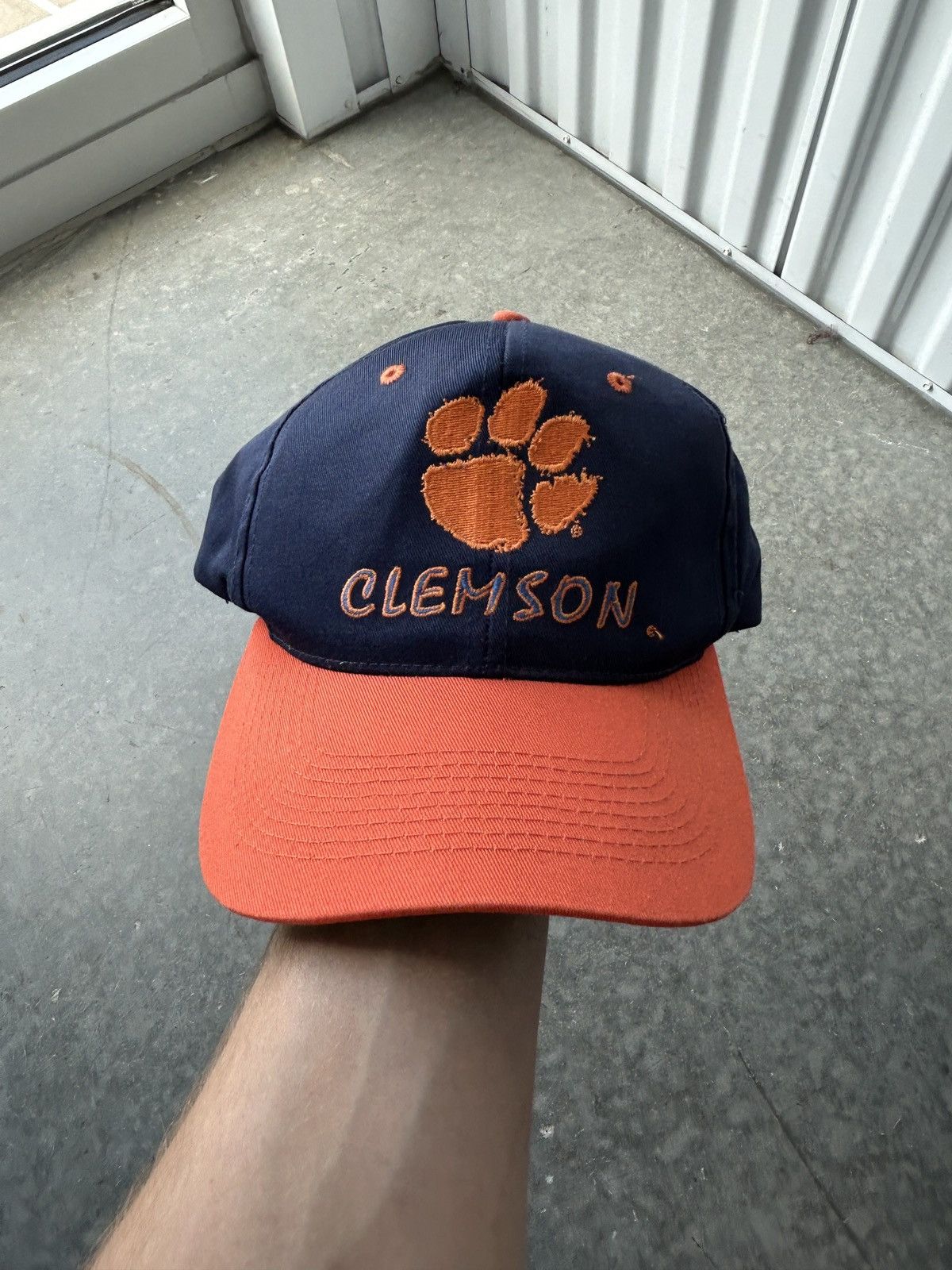 Vintage Vintage Y2K Clemson Tigers Logo SnapBack Hat Size ONE SIZE - 1 Thumbnail