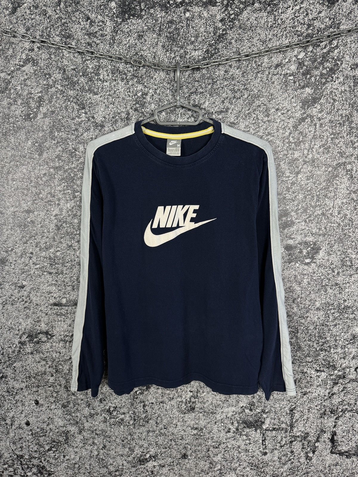 Nike Nike Long Sleeve T-Shirt Vintage Big Logo Streetwear Size M Size US M / EU 48-50 / 2 - 1 Thumbnail