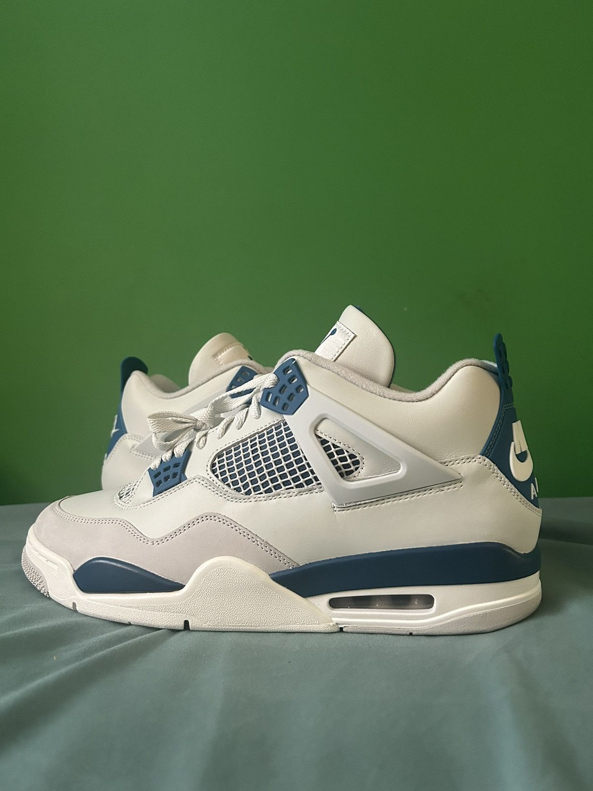 Jordan Brand Nike Air Jordan 4 Military Blue 2024 Size US 12 / EU 45 - 1 Thumbnail