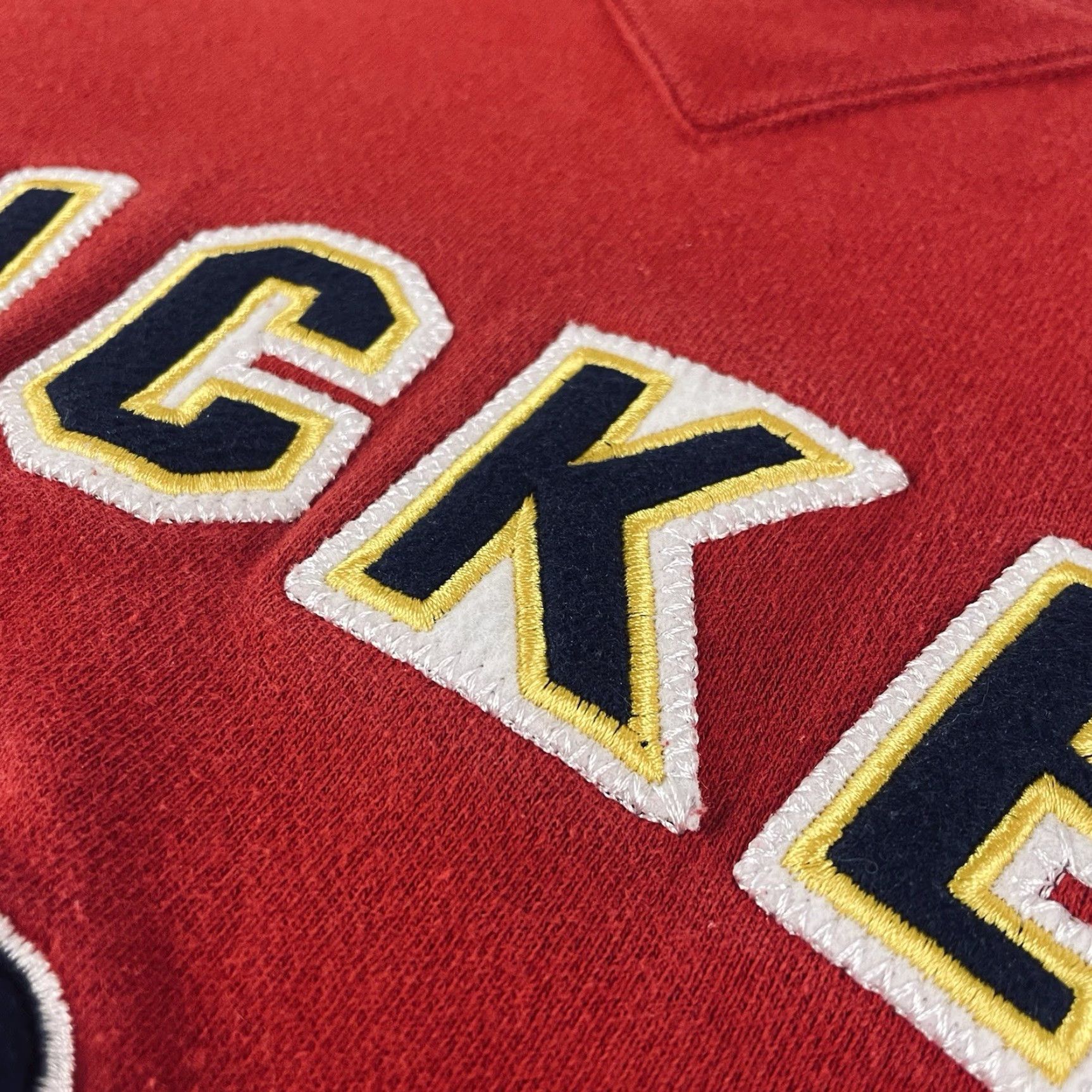 Disney VINTAGE Disney Mickey Mouse Sweatshirt Adult XL Red Fleece Crewneck Cartoon R1 Size US XL / EU 56 / 4 - 5 Thumbnail